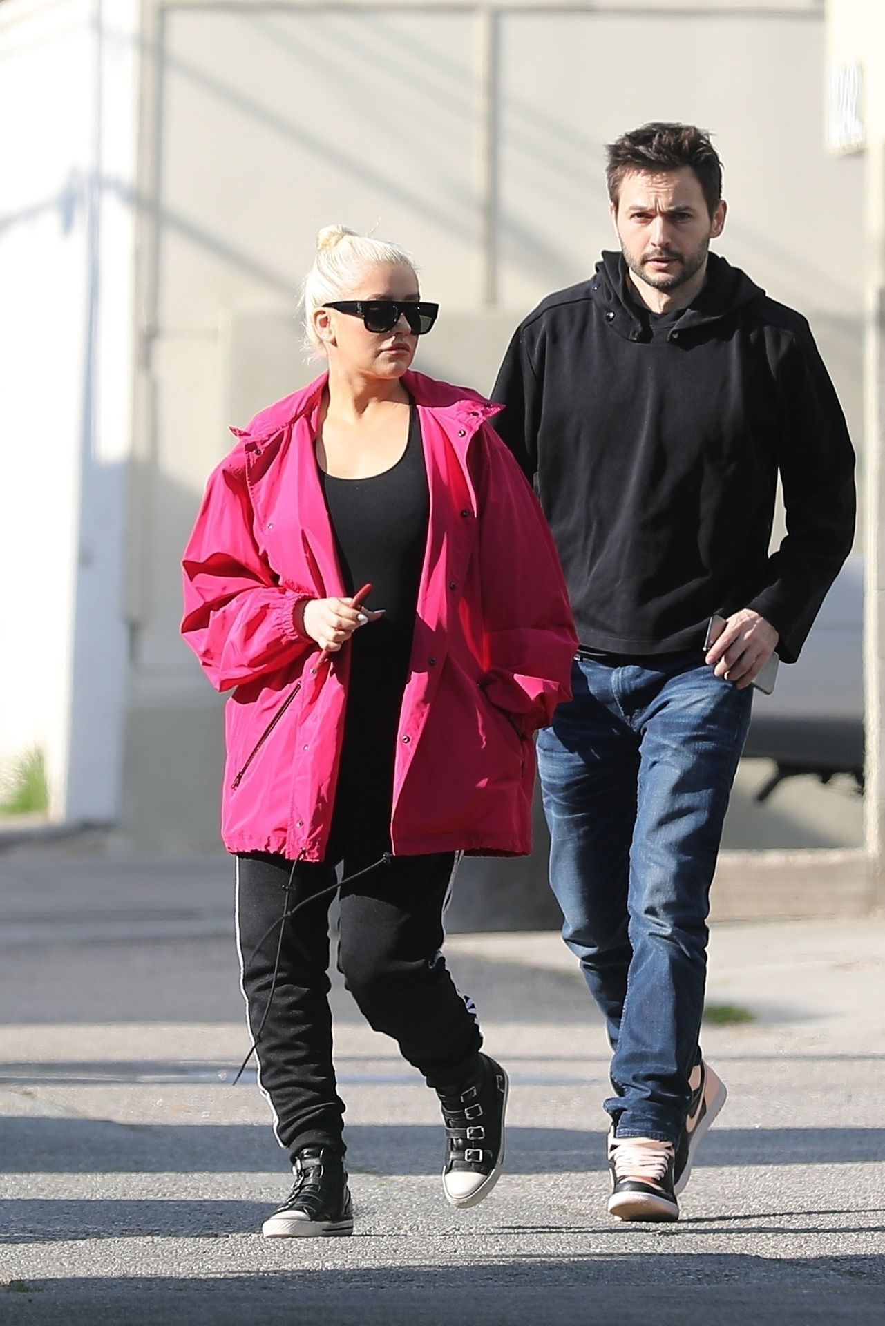 Christina Aguilera Braless 0015