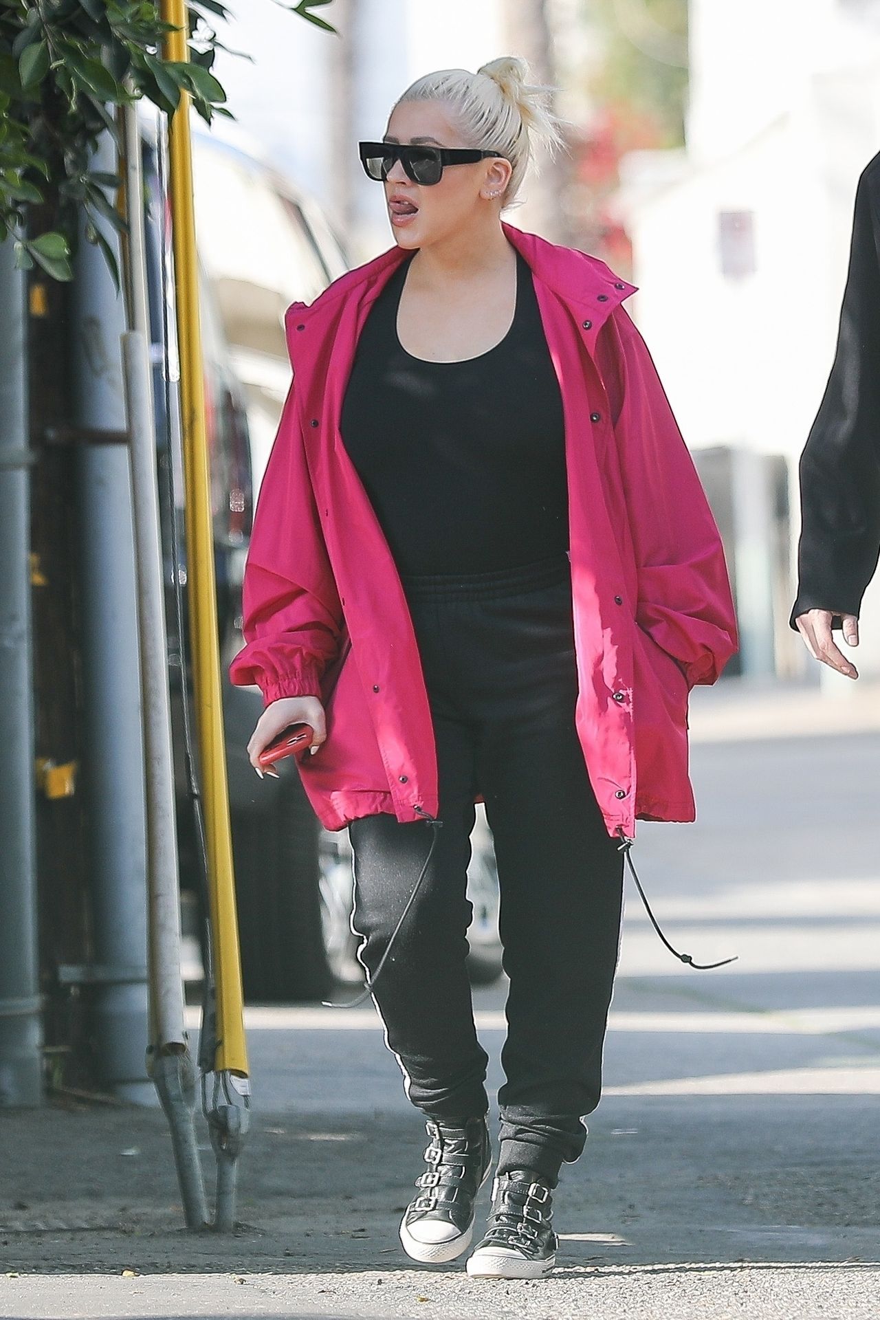 Christina Aguilera Braless 0032