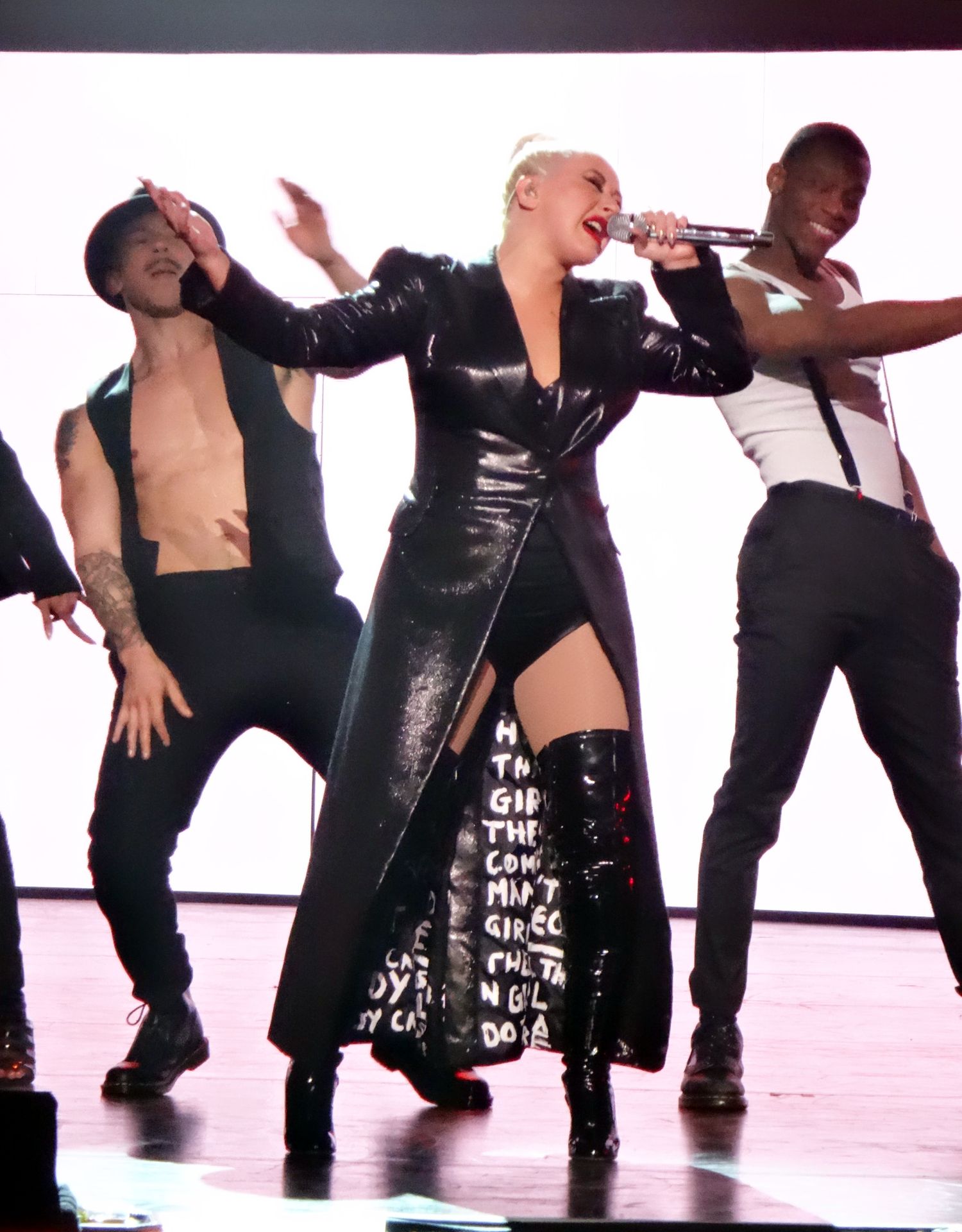 Christina Aguilera Hot 0030