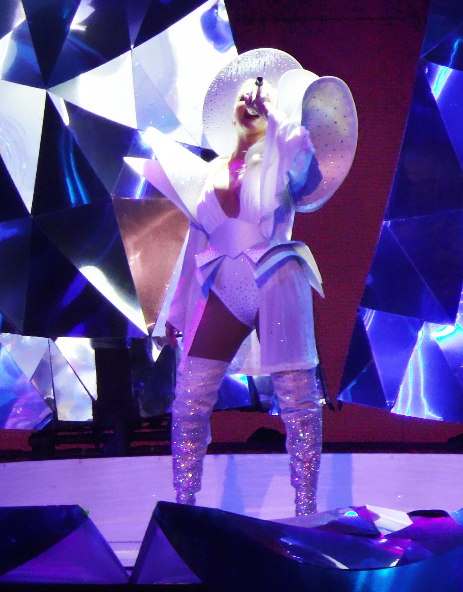 Christina Aguilera Hot 0043