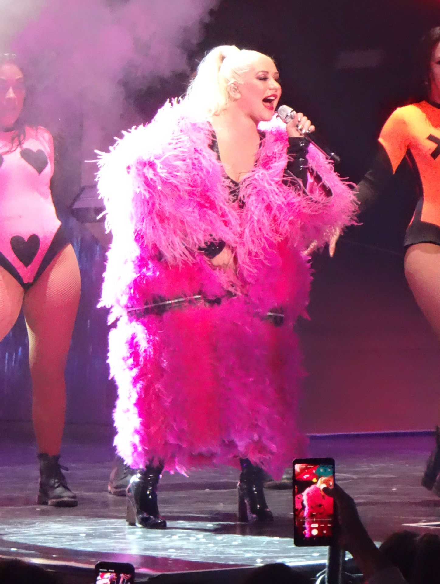 Christina Aguilera Hot 0051