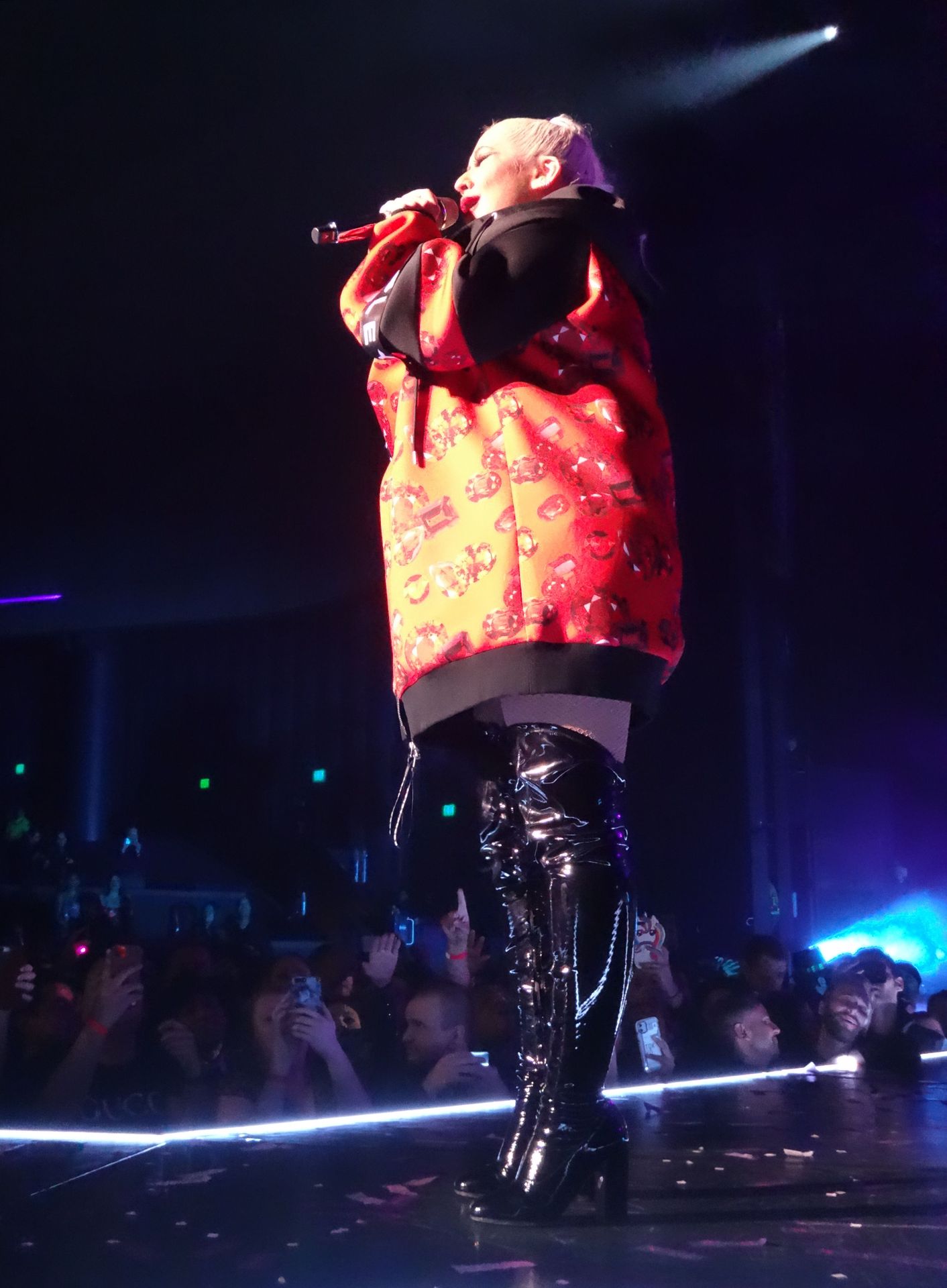 Christina Aguilera Hot 0056