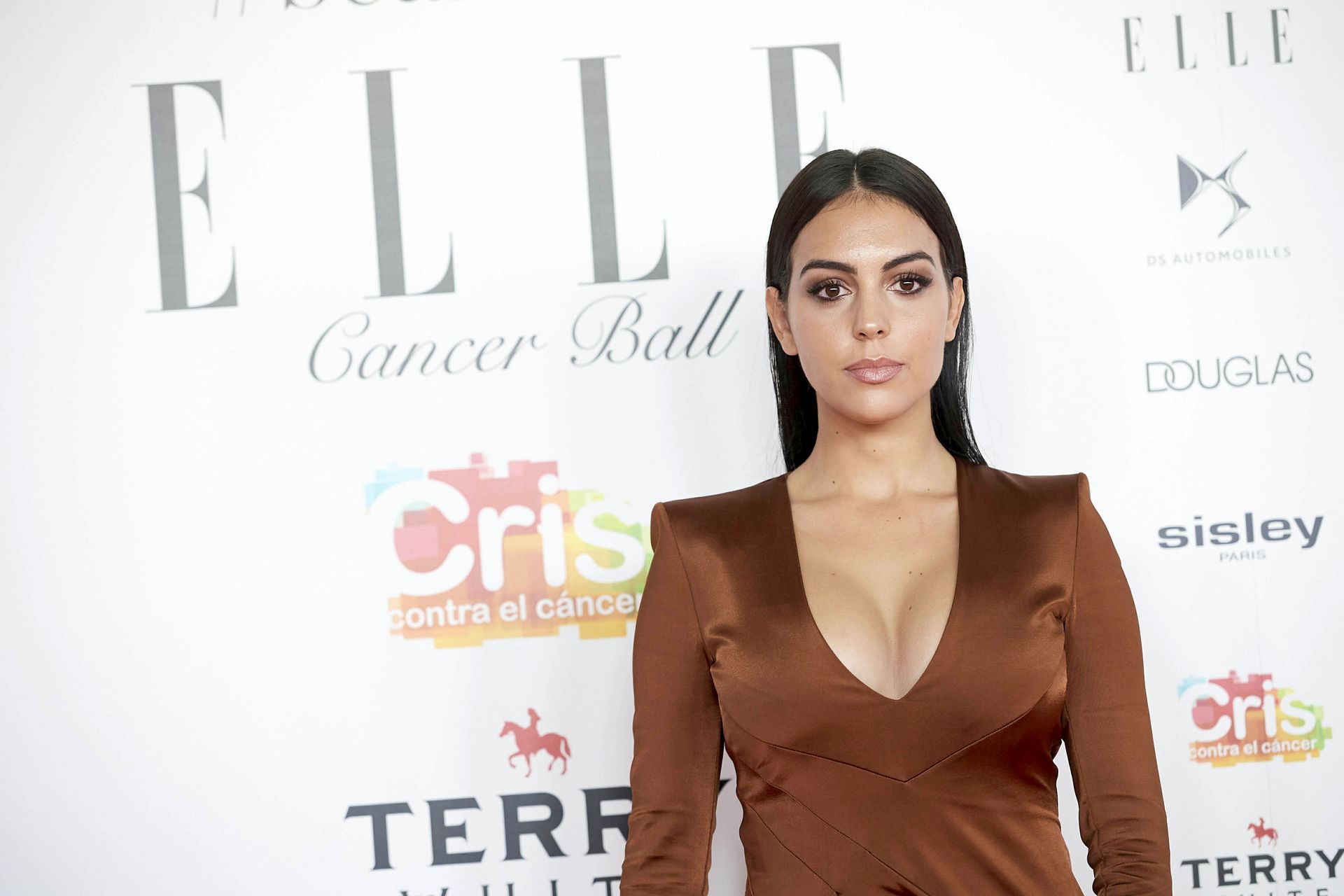 Georgina Rodriguez Sexy 0105