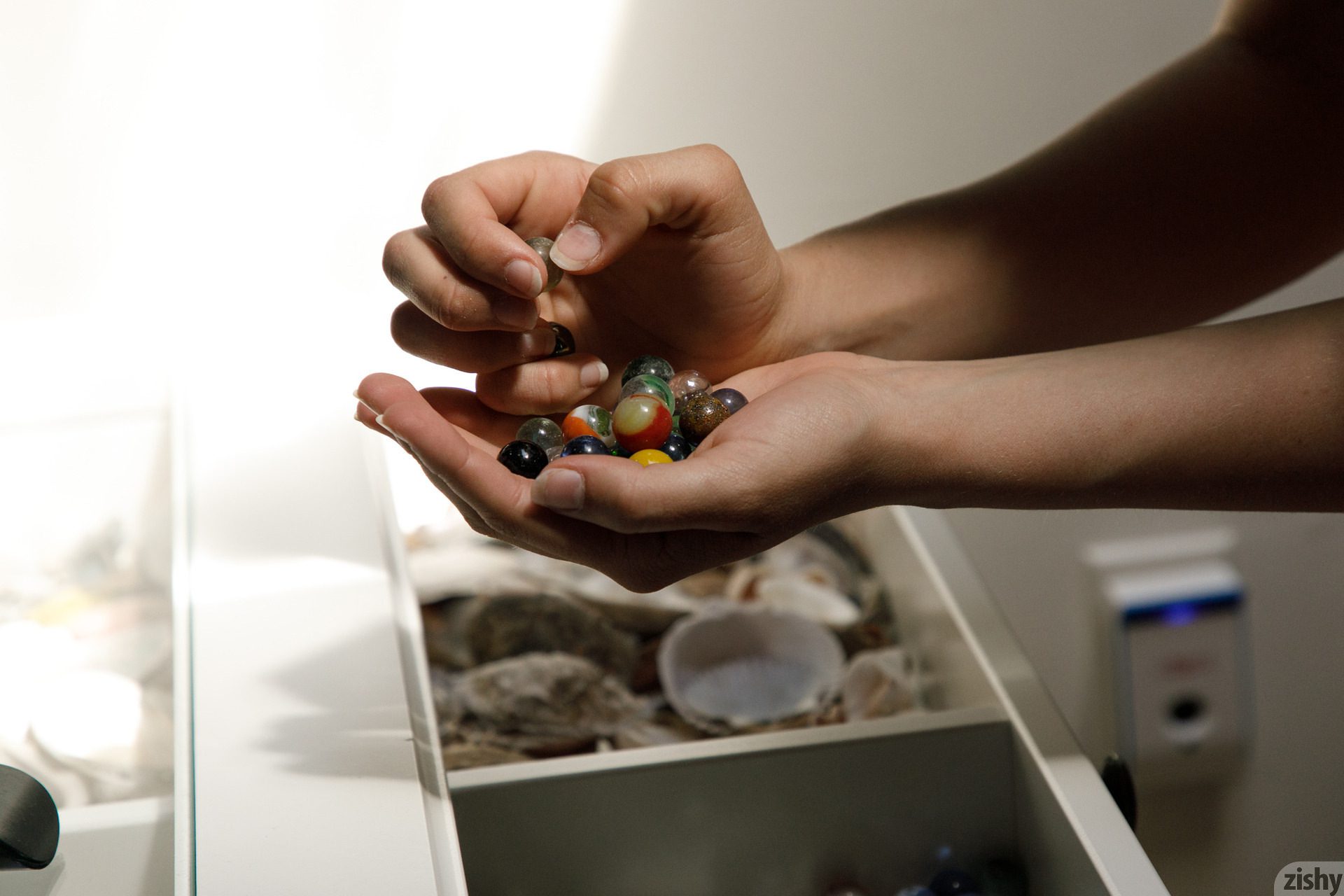 Heidi And Kayla In Ribbons Zishy (24)