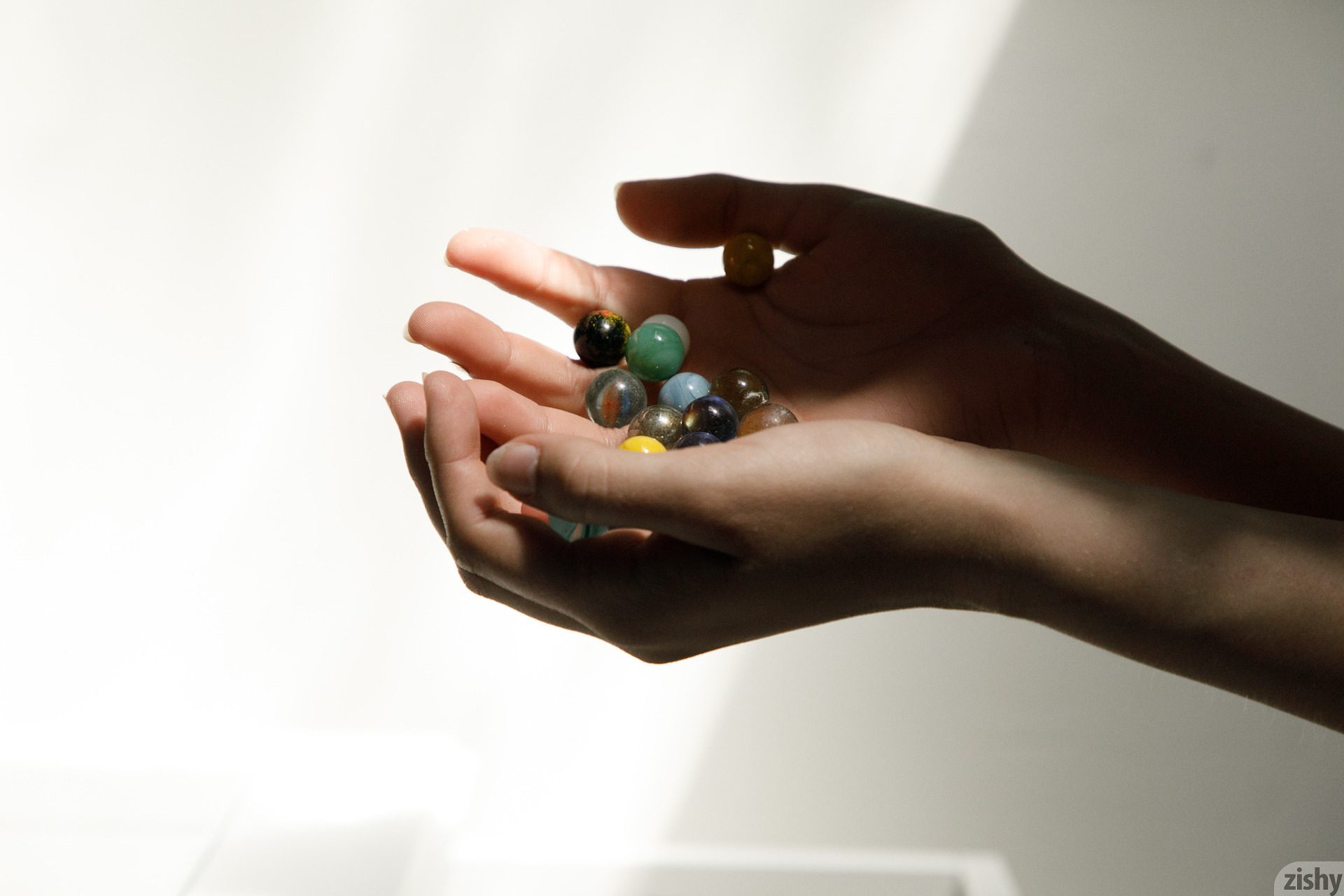 Heidi And Kayla In Ribbons Zishy (26)