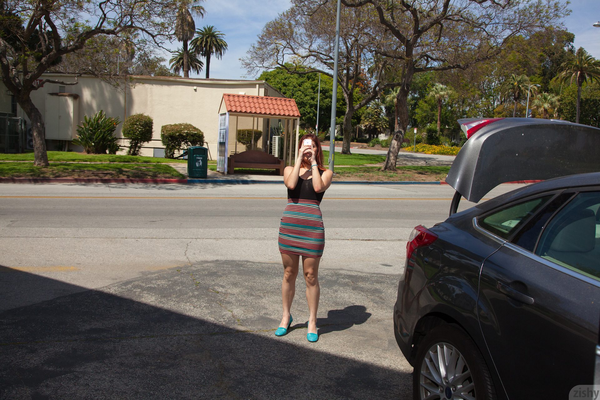 Helena De Sesa Without A Roof Zishy (56)