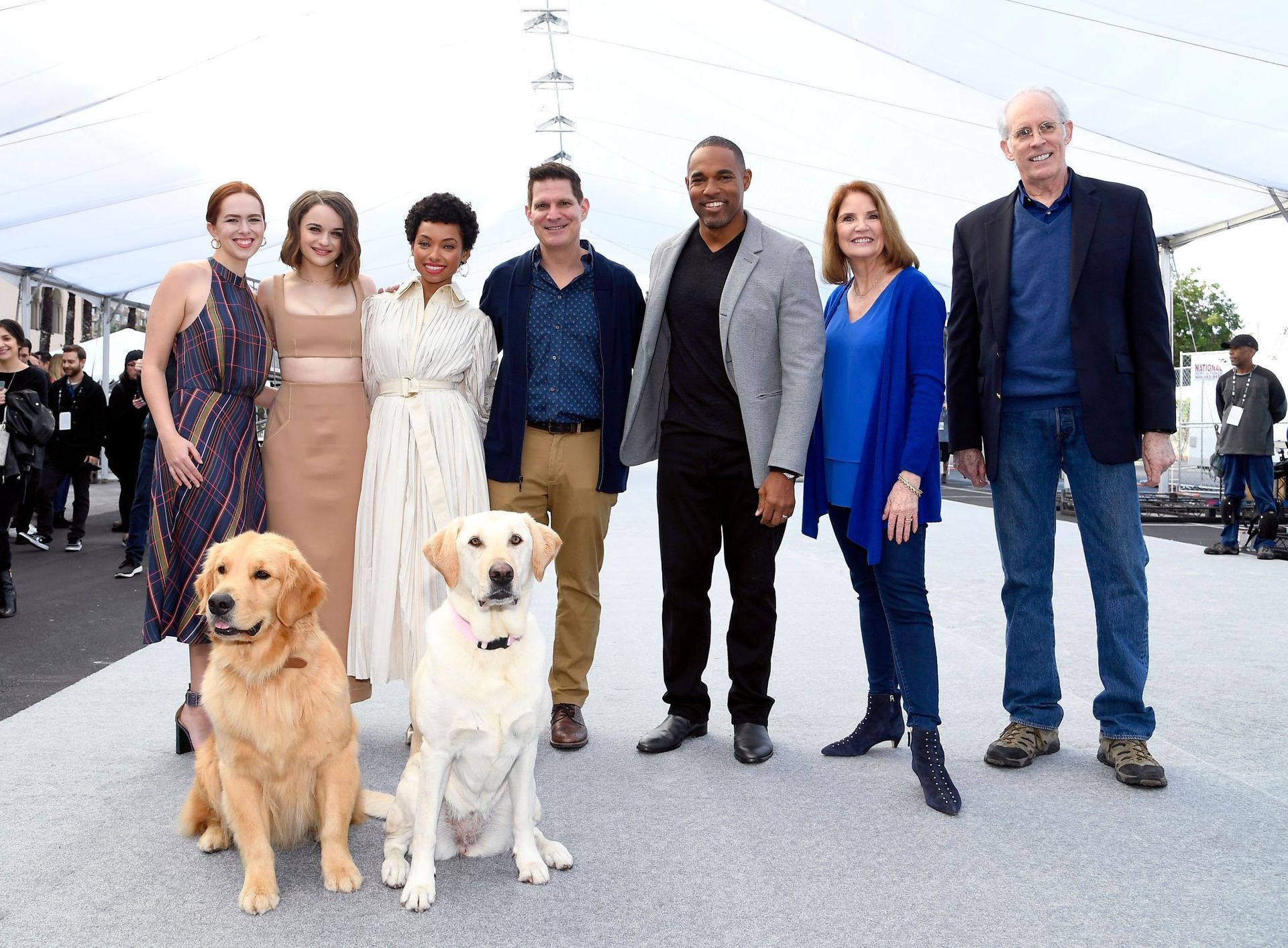 Joey King Flaunts Her Cleavage At The 2020 Sag Red Carpet Rollout 0012