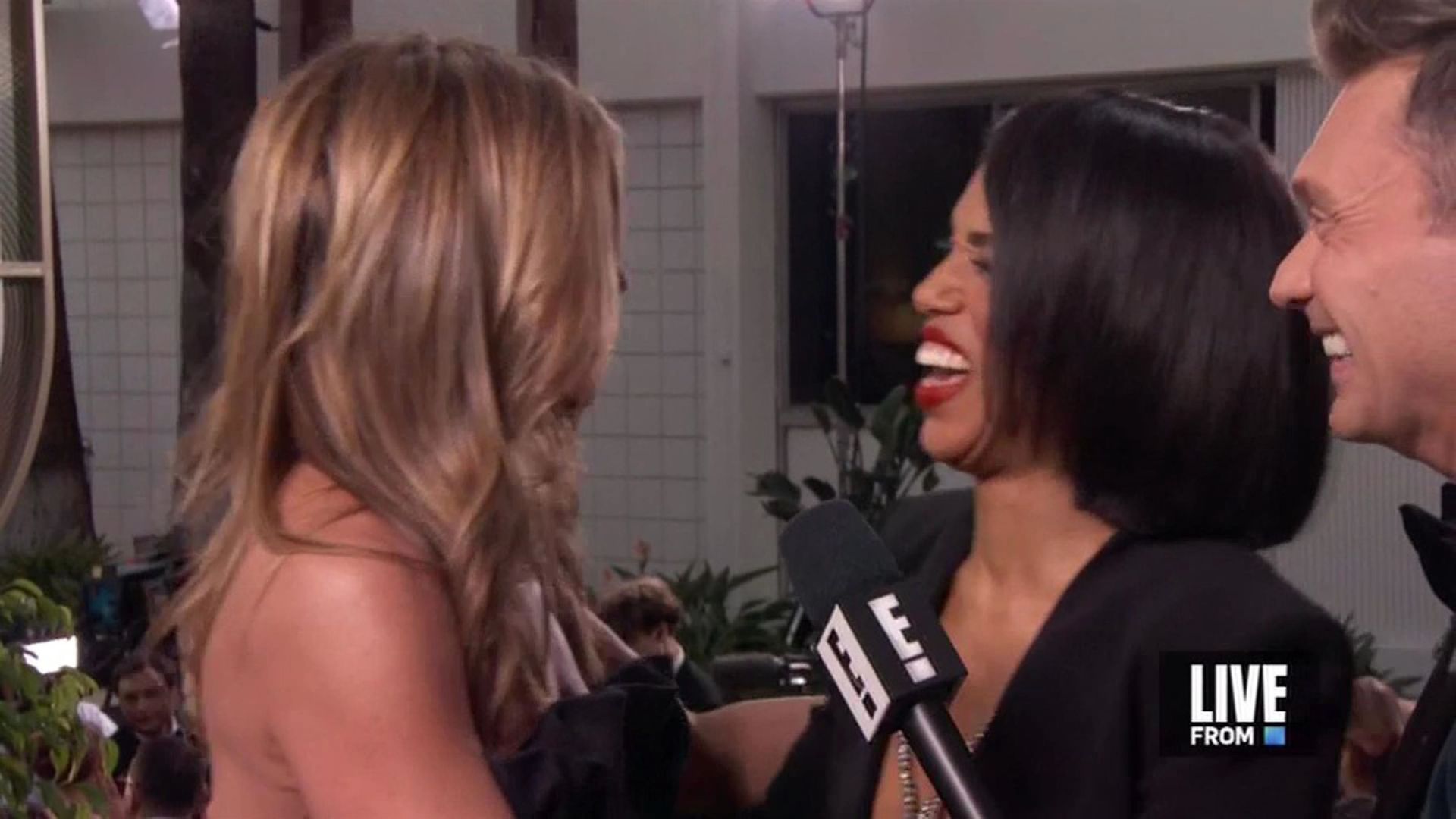 Kerry Washington Braless 0019