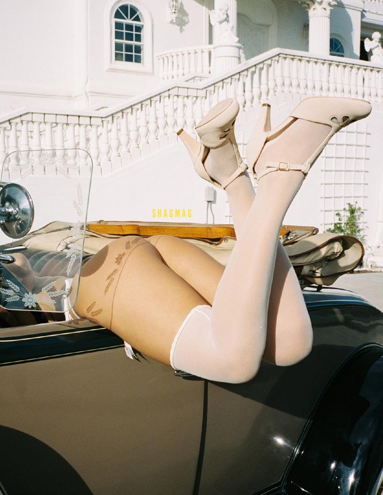 Lauren Blake, Julia Rose Nude 0022