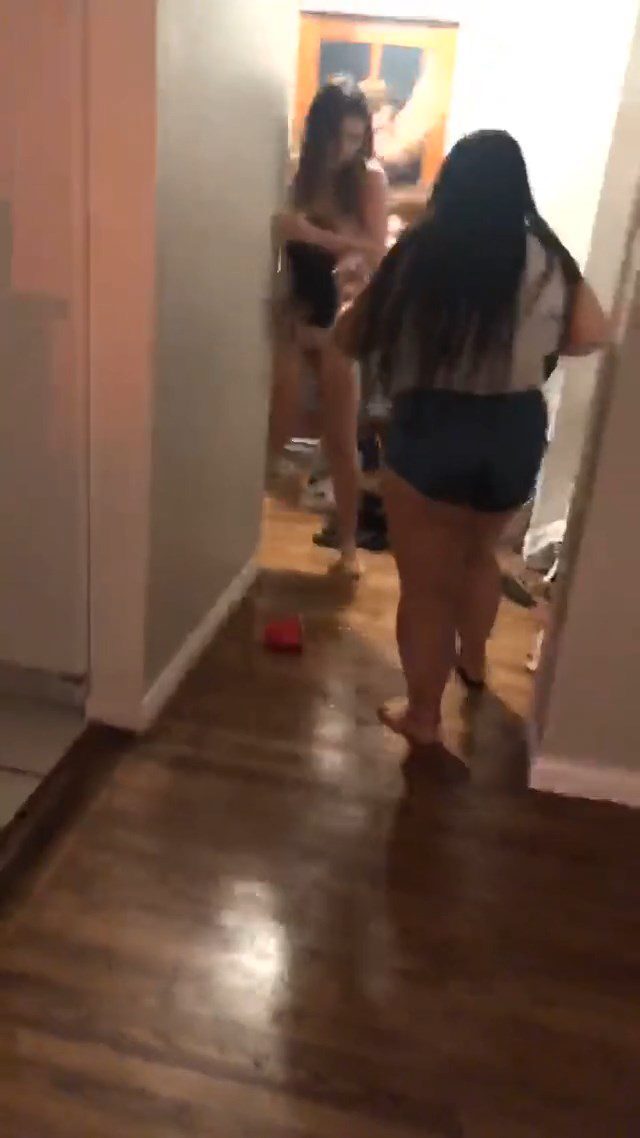 Lia Marie Johnson Nude 0002