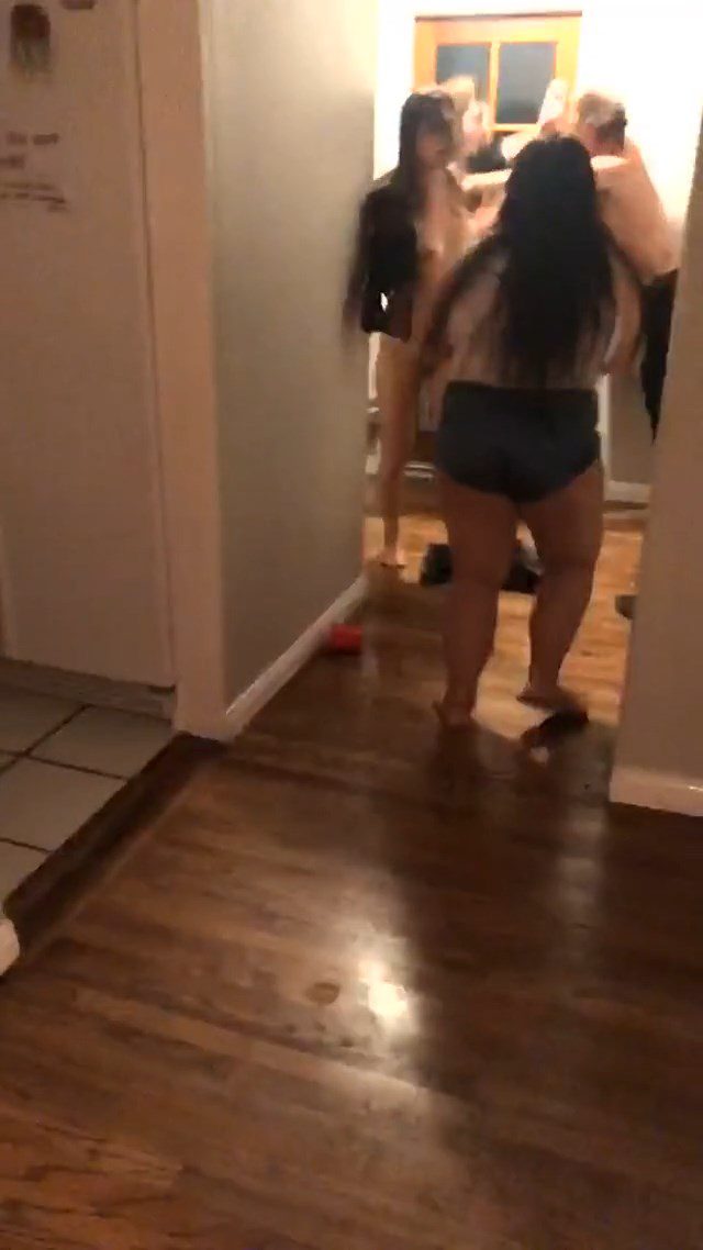 Lia Marie Johnson Nude 0003