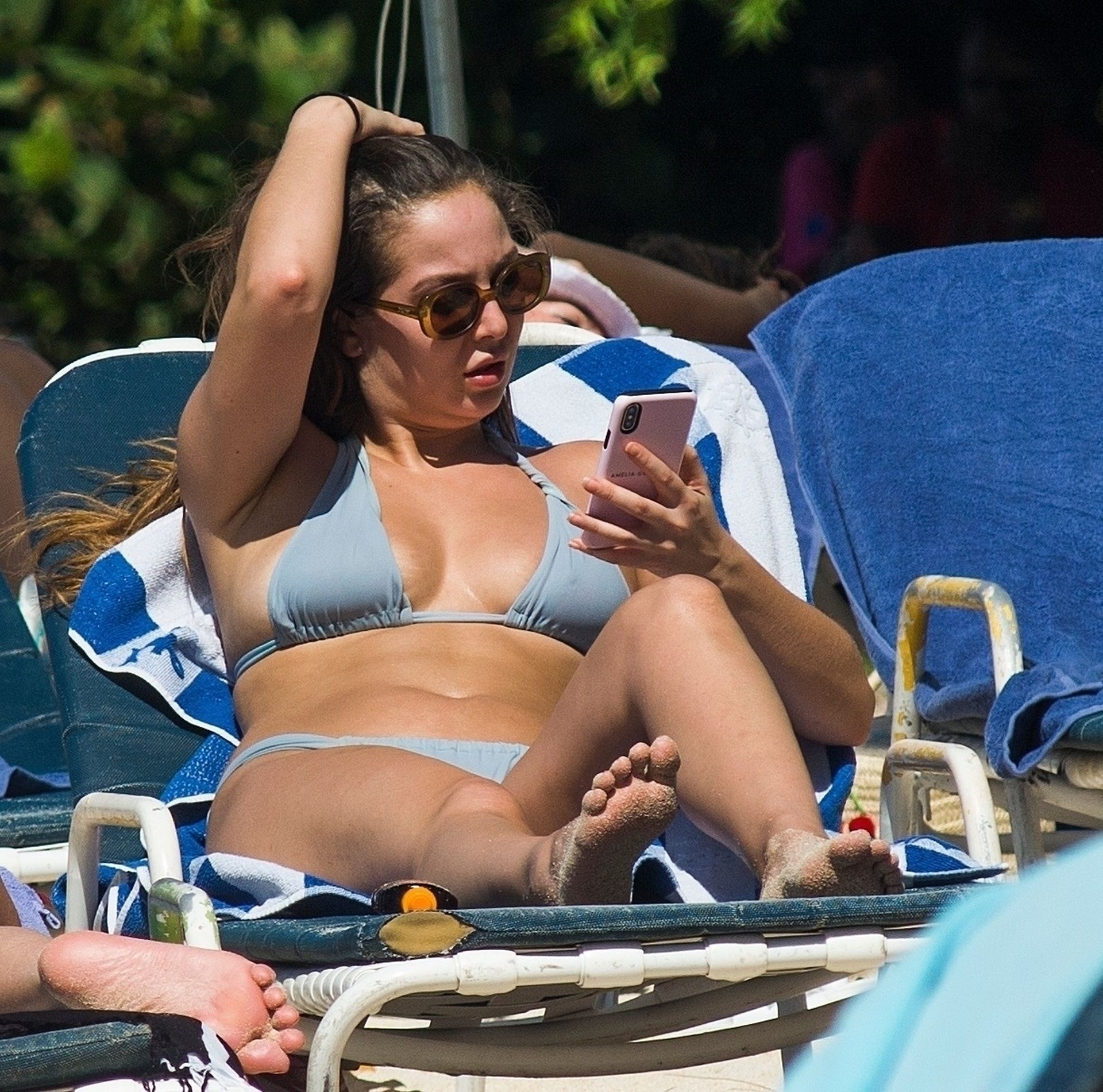 Melissa Reeves Enjoys A Day With Lauryn And Amelia Goodman In Barbados 0025