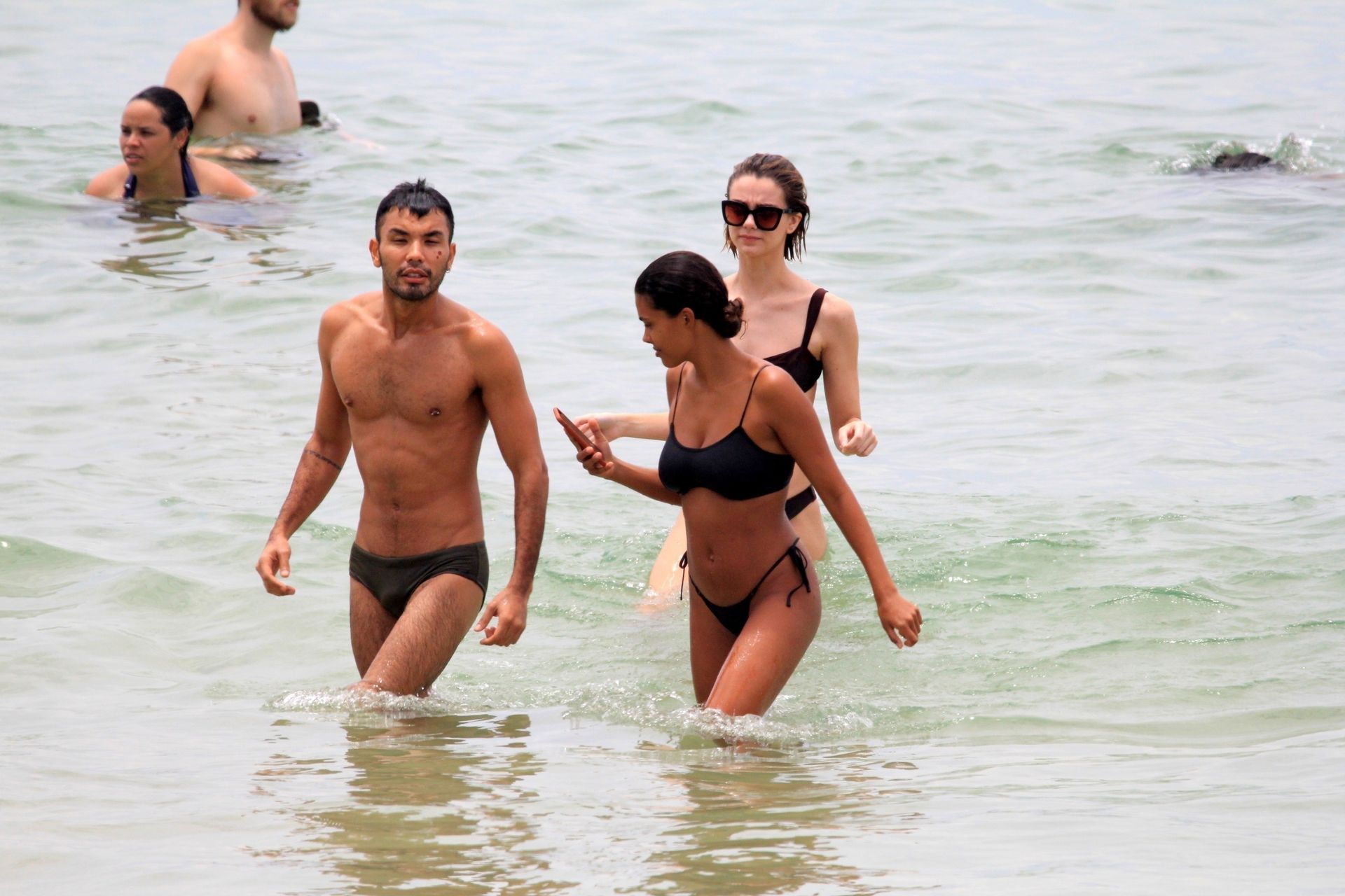 Sexy Tina Kunakey Enjoys Her Vacation In Rio De Janeiro 0011