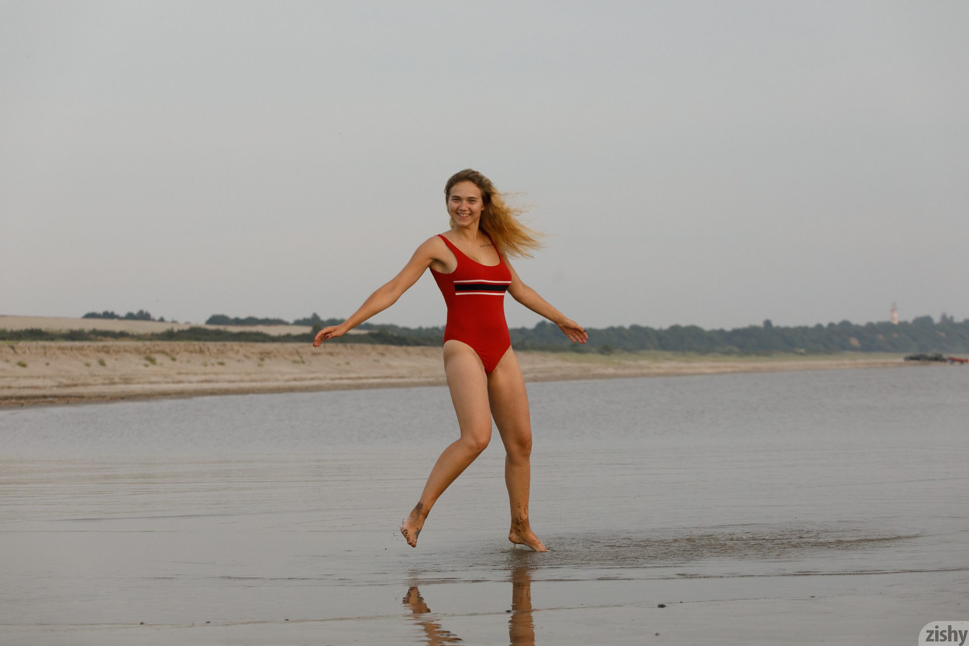 Sofia Orlova On Gryaznyy Beach Zishy (2)