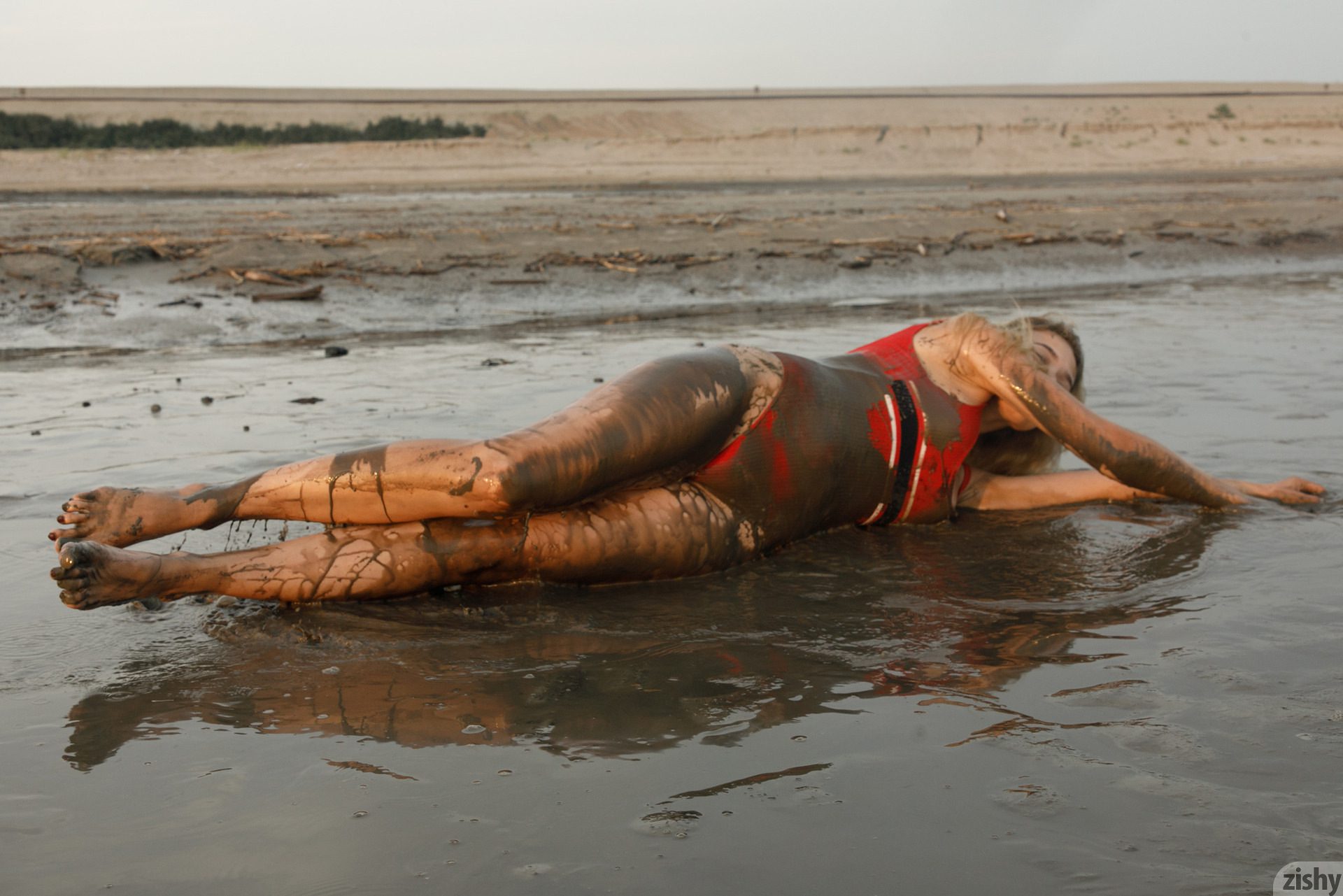 Sofia Orlova On Gryaznyy Beach Zishy (21)