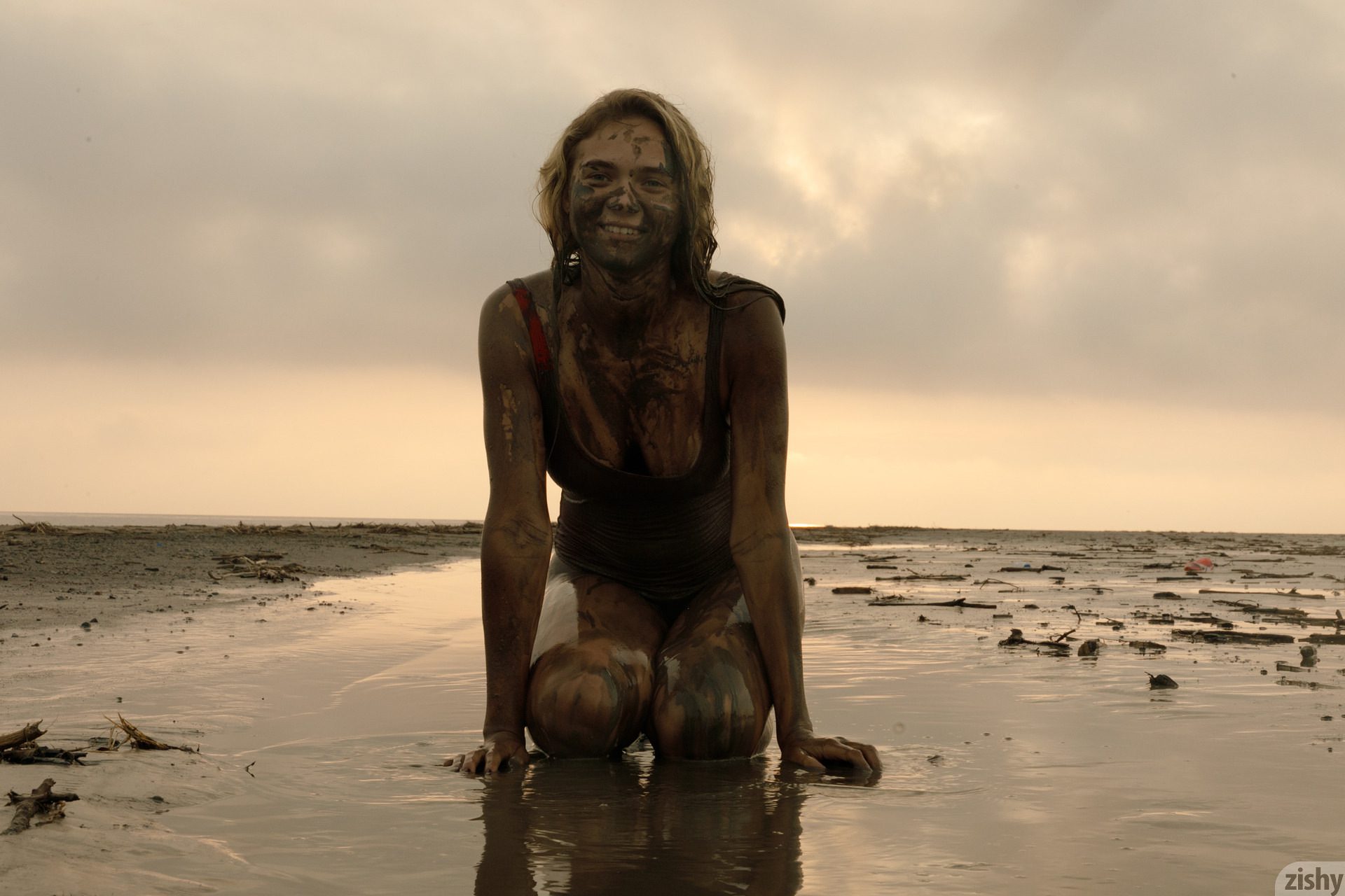 Sofia Orlova On Gryaznyy Beach Zishy (47)