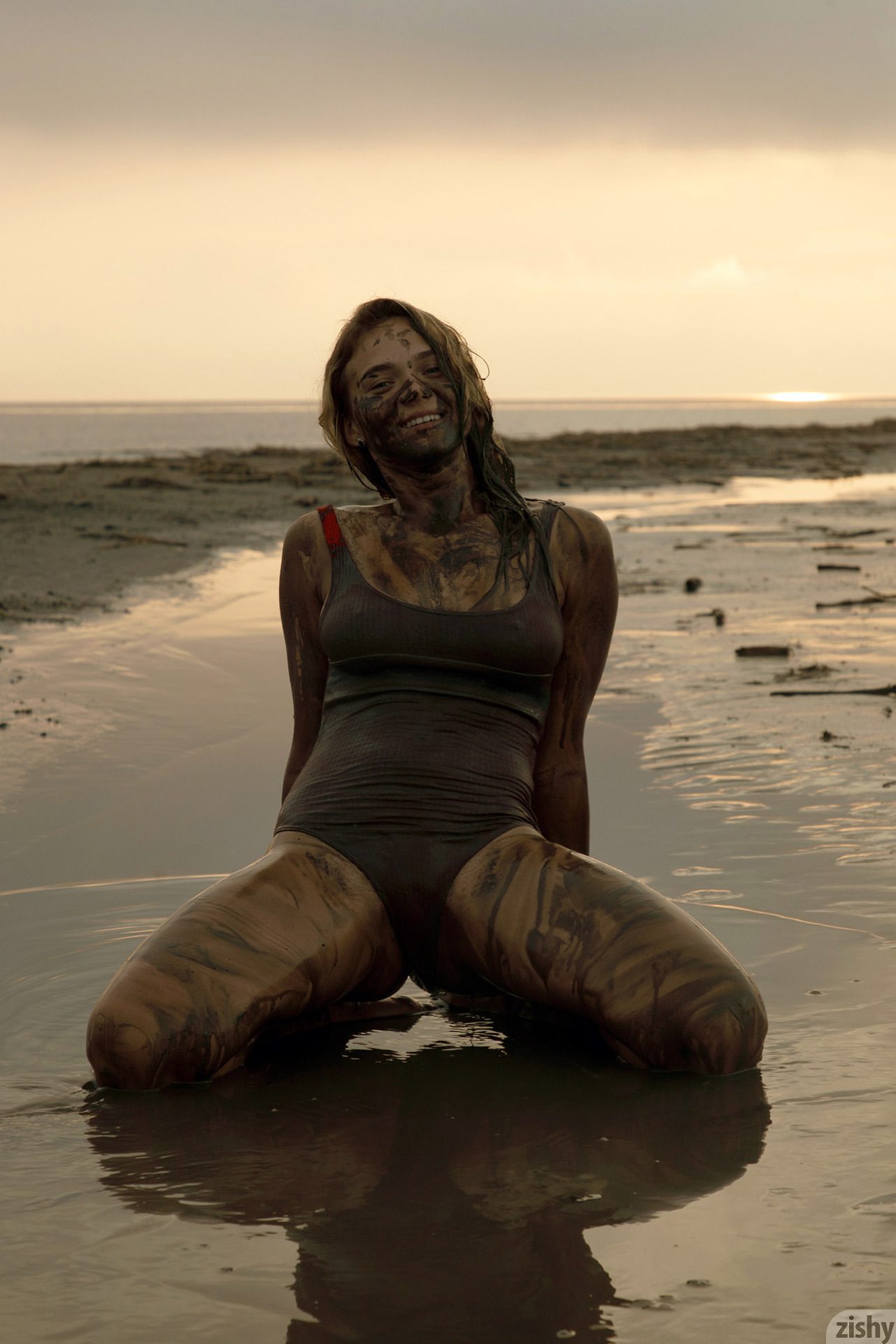 Sofia Orlova On Gryaznyy Beach Zishy (52)