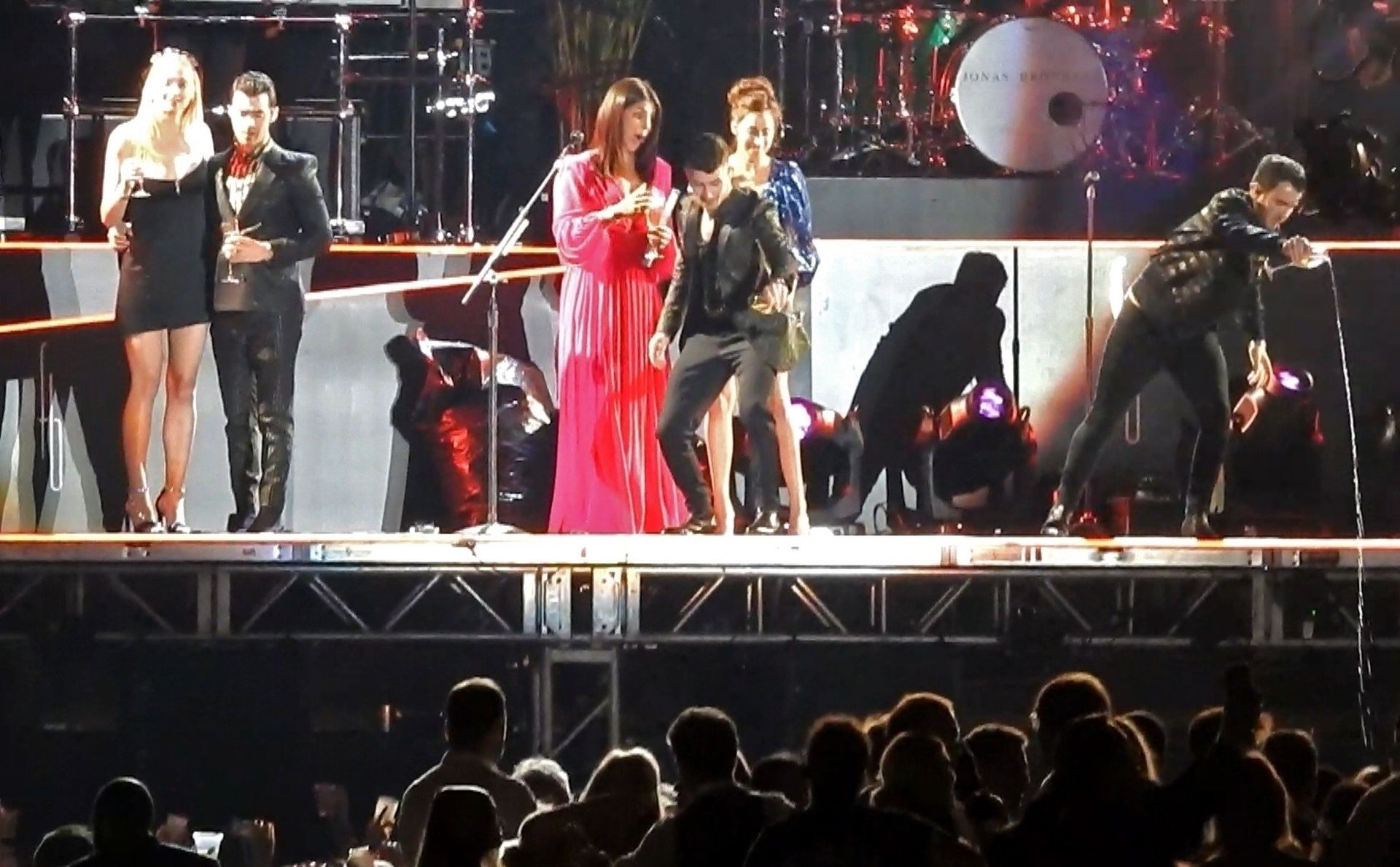 Sophie Turner, Priyanka Chopra, Danielle Jonas Sexy 0006