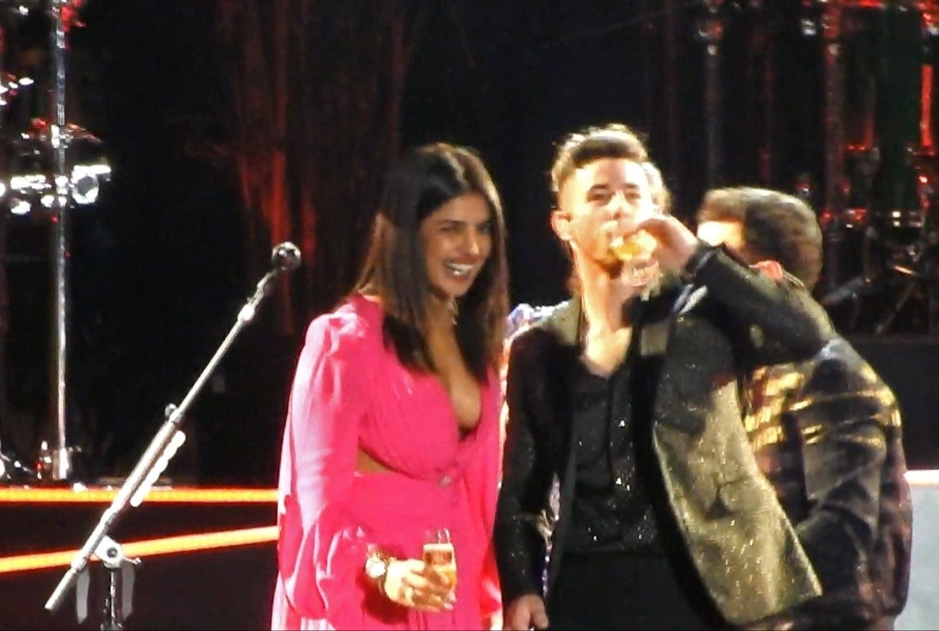 Sophie Turner, Priyanka Chopra, Danielle Jonas Sexy 0007