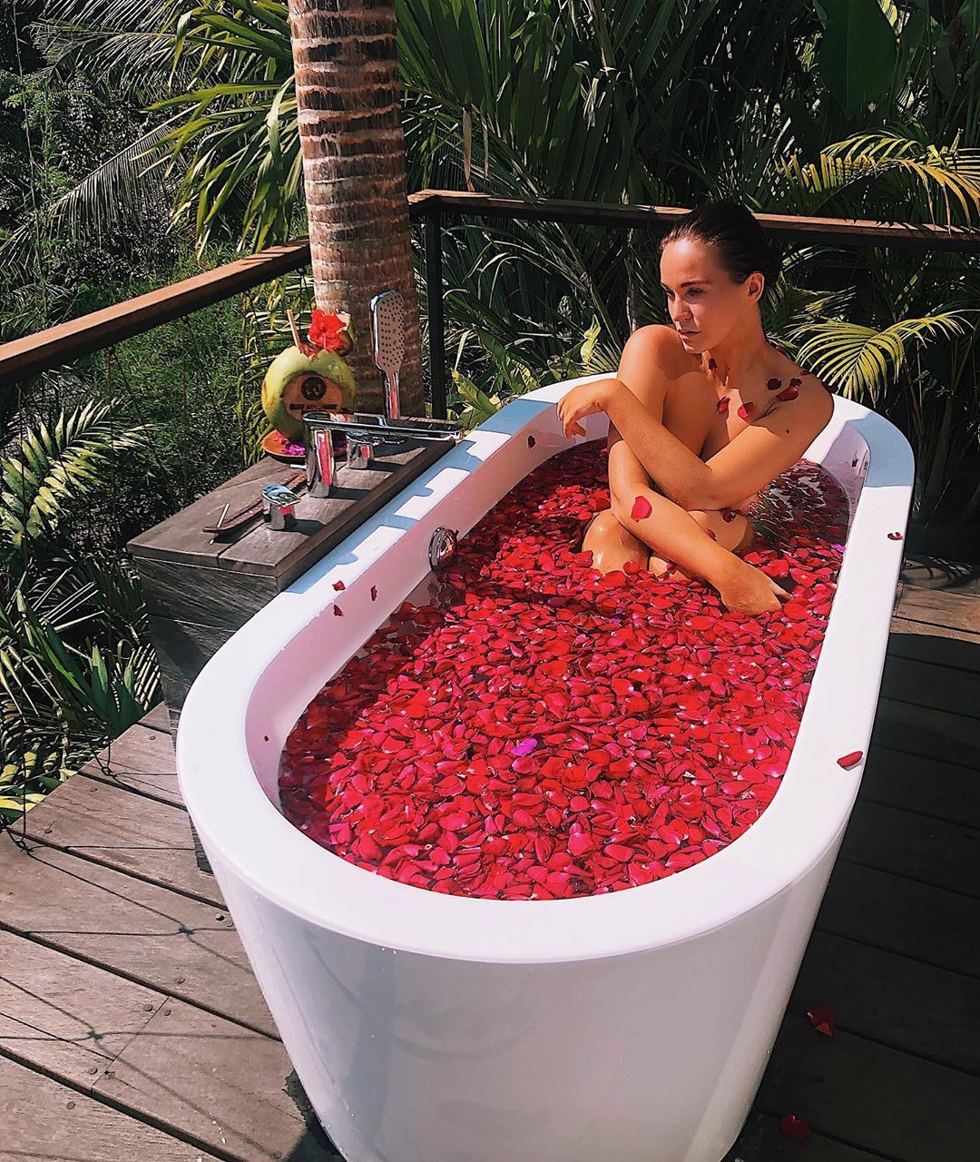 Vicky Pattison Nude & Sexy 0001