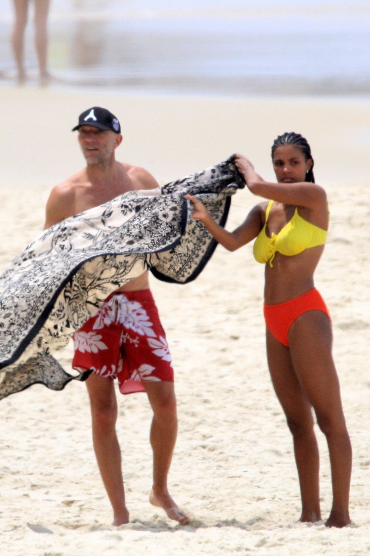 Beach Babe Tina Kunakey And Vincent Cassel Heat Up Their Romance On The Beaches Of Rio 0003