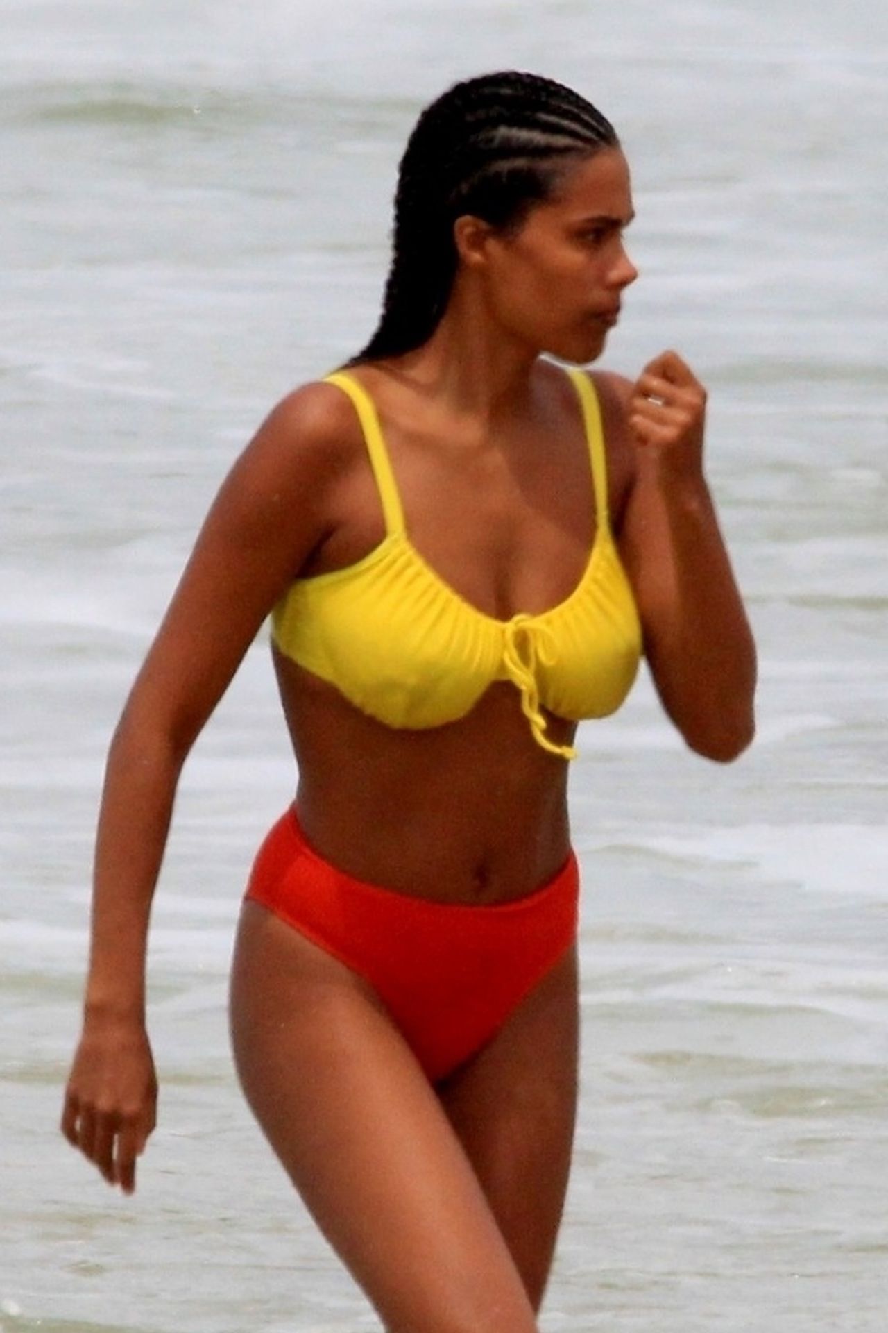 Beach Babe Tina Kunakey And Vincent Cassel Heat Up Their Romance On The Beaches Of Rio 0007