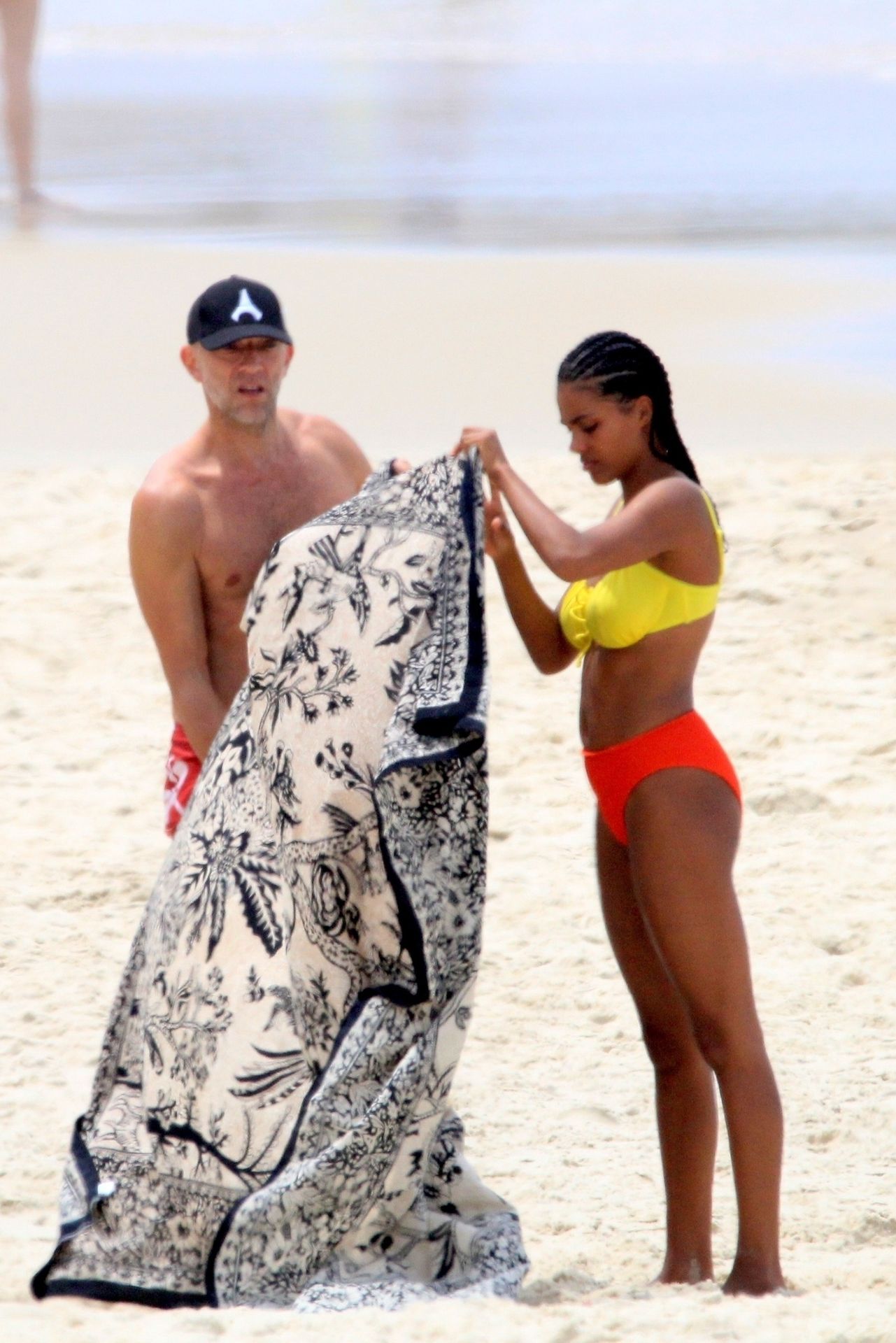Beach Babe Tina Kunakey And Vincent Cassel Heat Up Their Romance On The Beaches Of Rio 0017