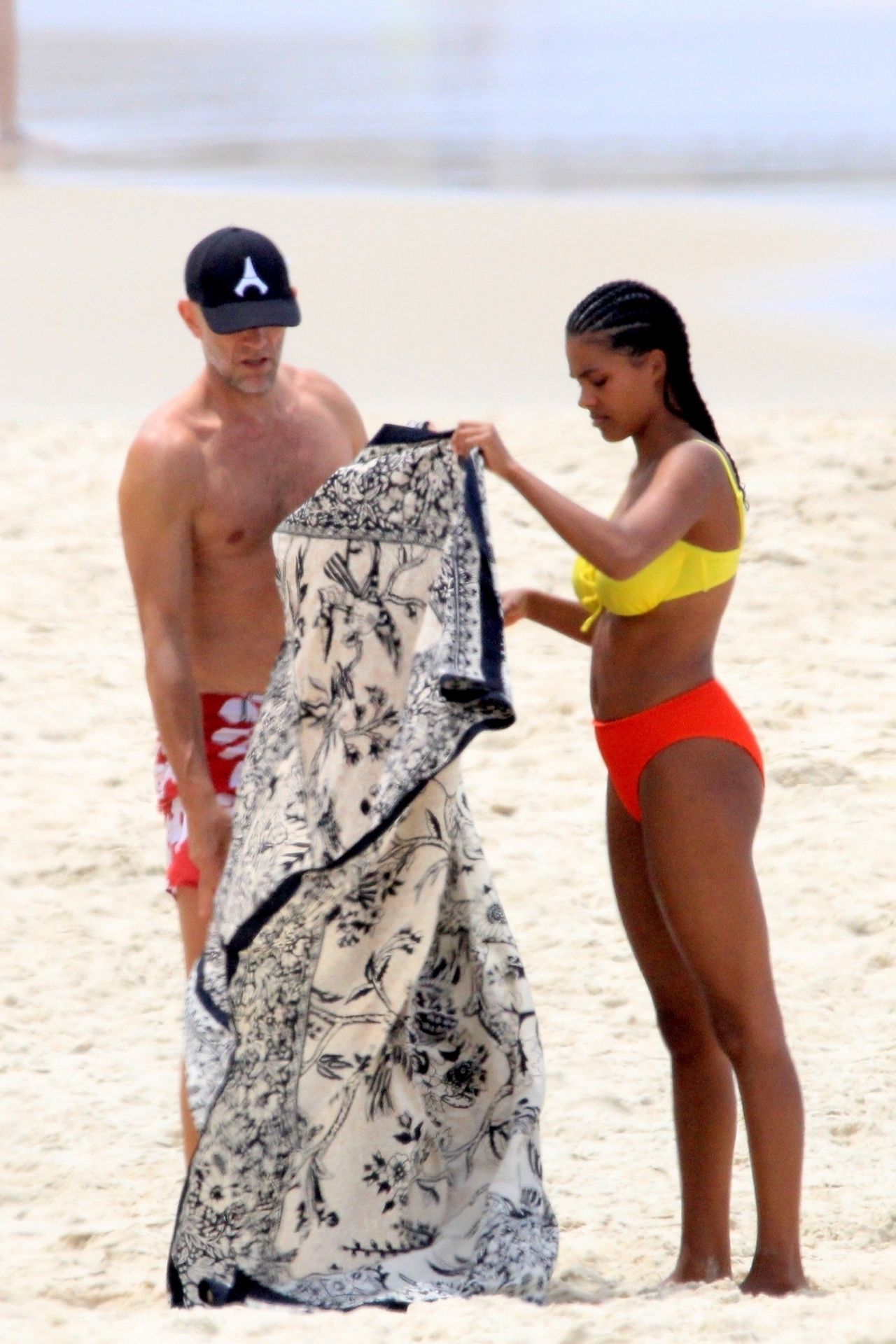 Beach Babe Tina Kunakey And Vincent Cassel Heat Up Their Romance On The Beaches Of Rio 0018
