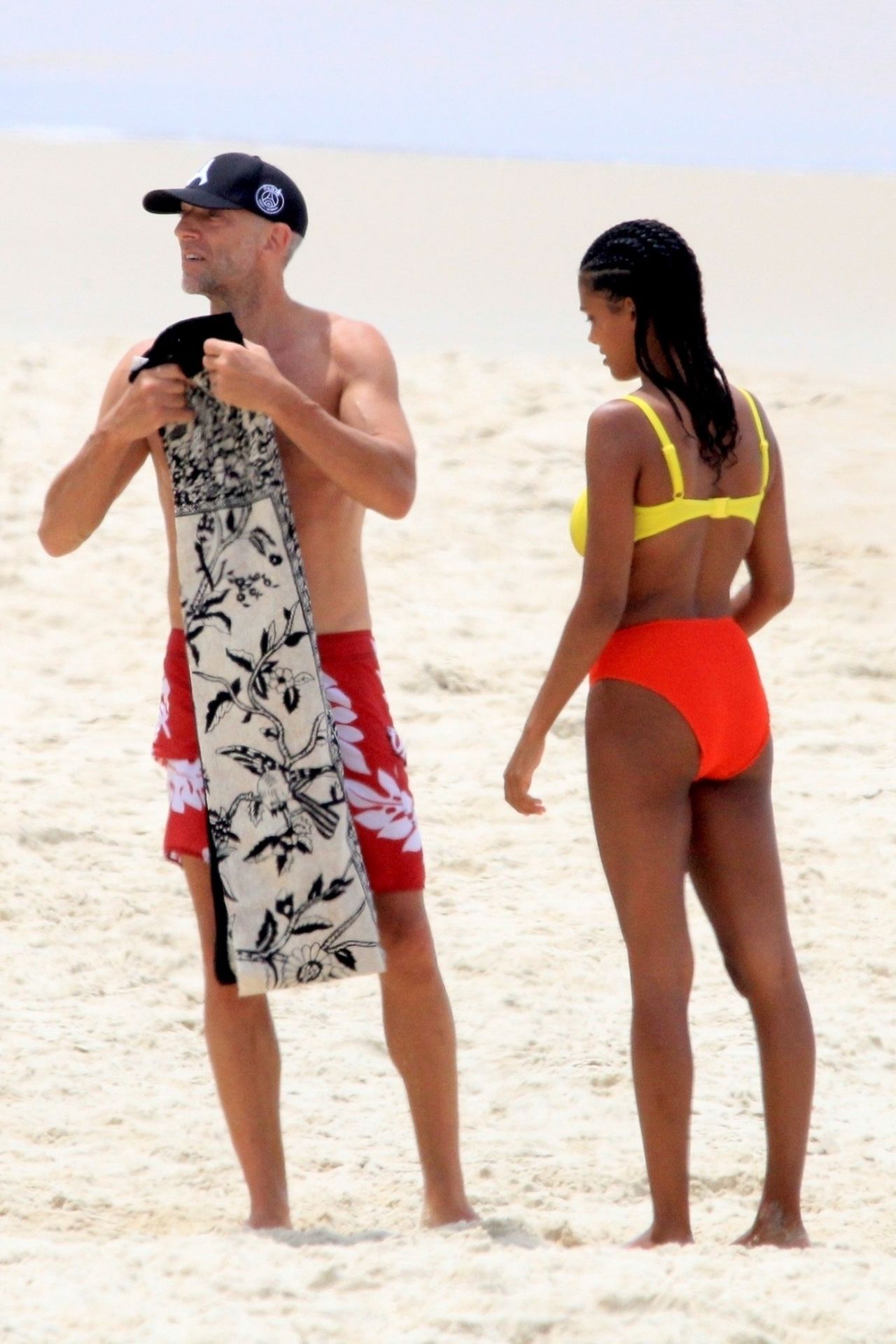 Beach Babe Tina Kunakey And Vincent Cassel Heat Up Their Romance On The Beaches Of Rio 0022