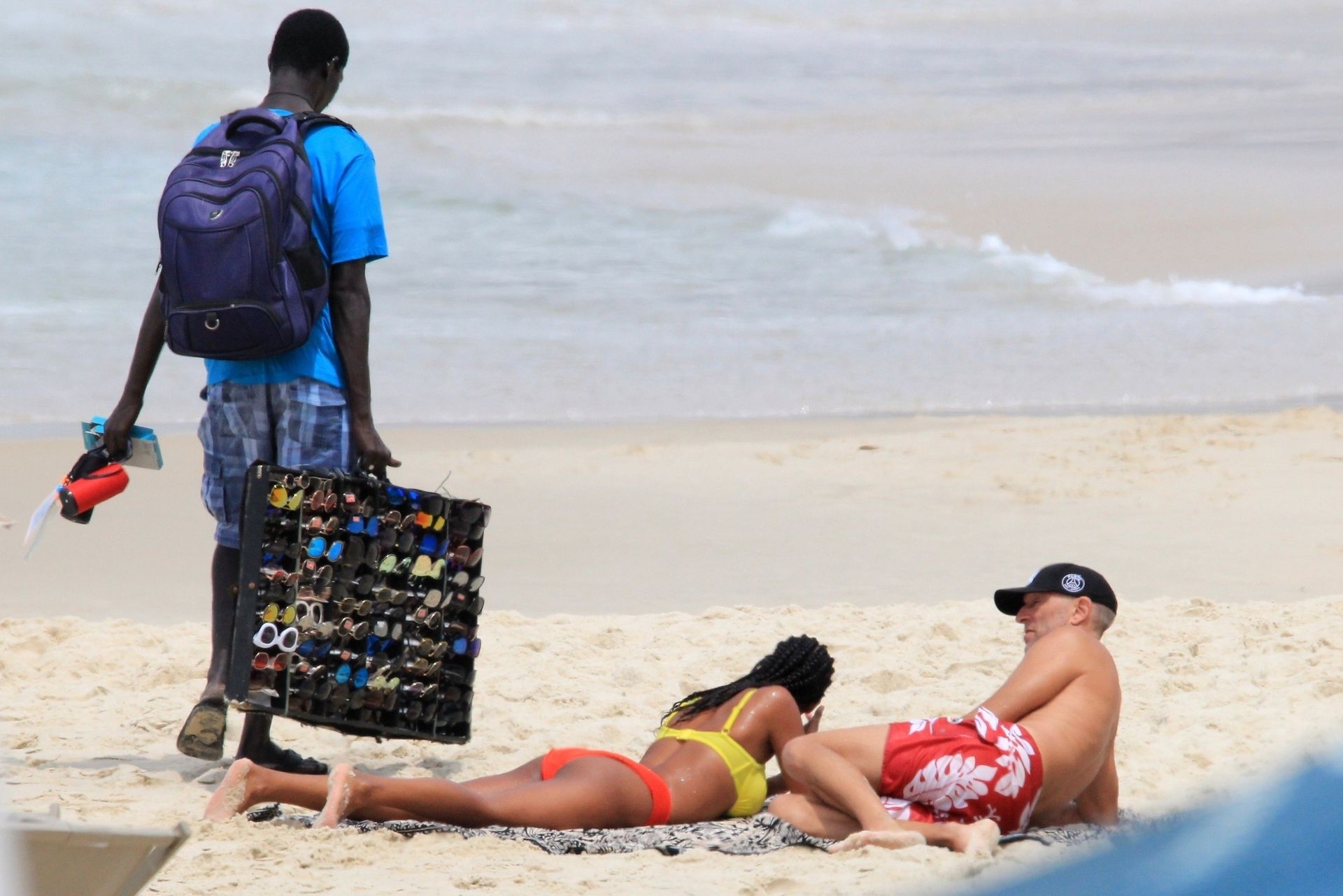 Beach Babe Tina Kunakey And Vincent Cassel Heat Up Their Romance On The Beaches Of Rio 0042