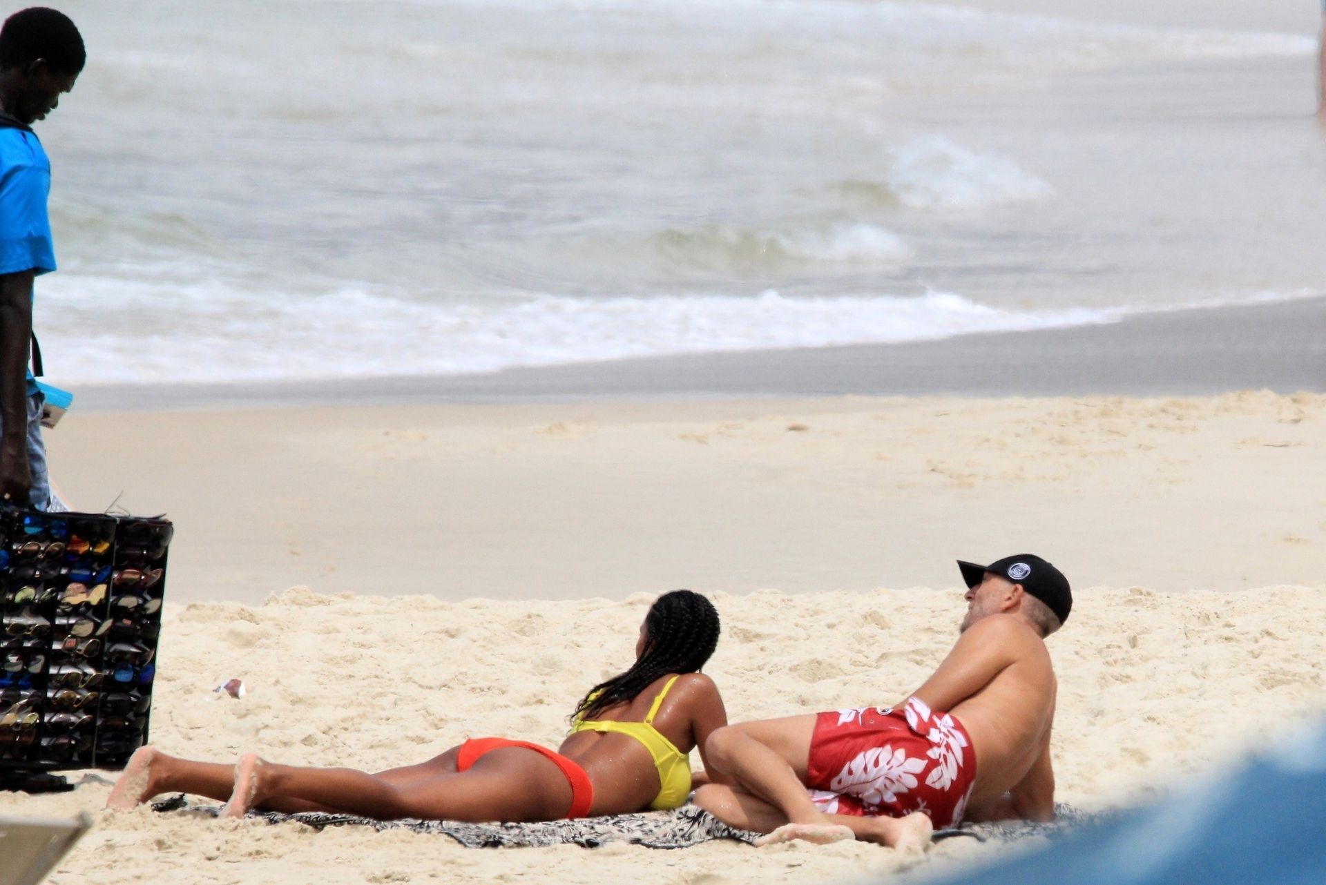 Beach Babe Tina Kunakey And Vincent Cassel Heat Up Their Romance On The Beaches Of Rio 0044