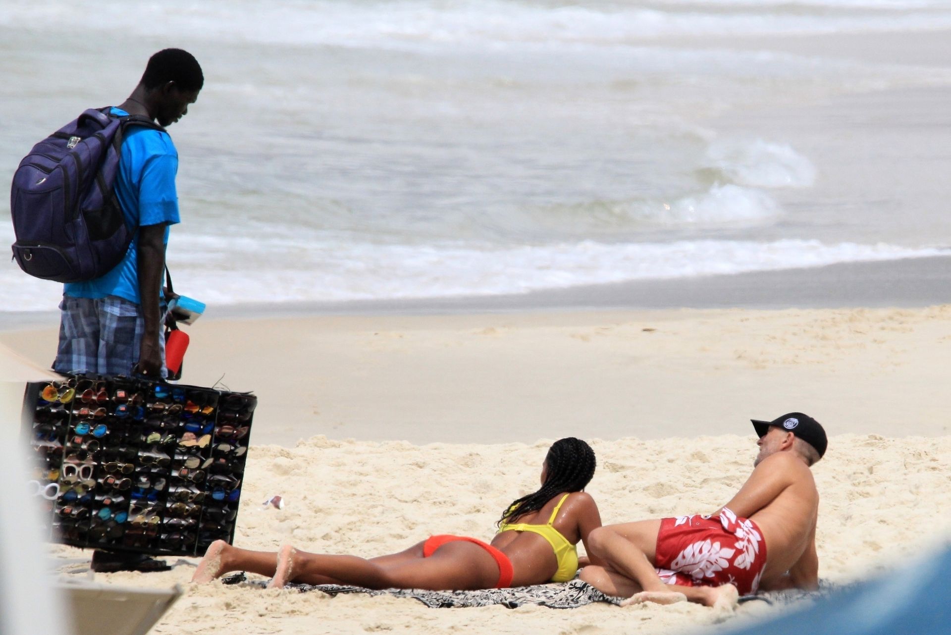 Beach Babe Tina Kunakey And Vincent Cassel Heat Up Their Romance On The Beaches Of Rio 0045