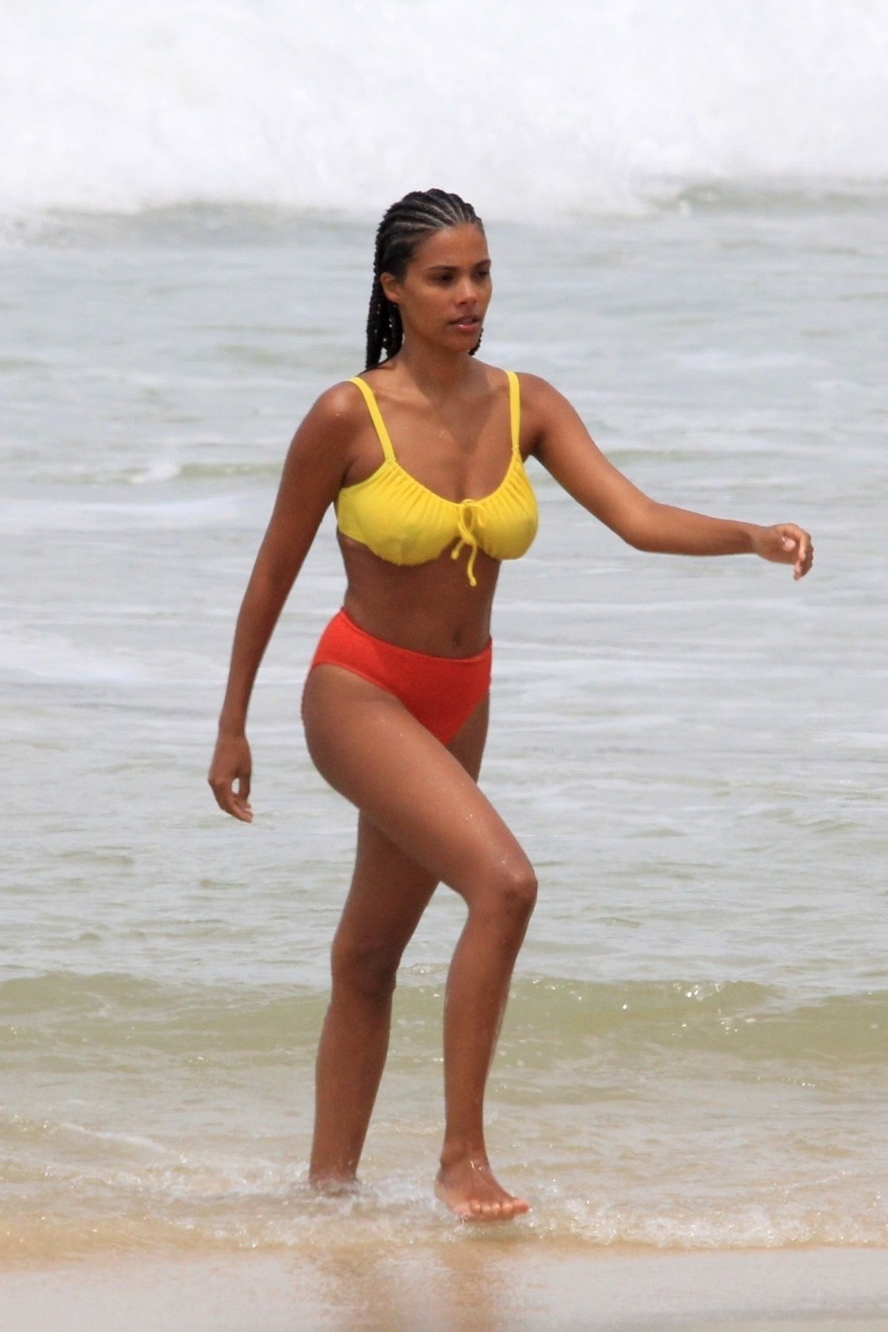 Beach Babe Tina Kunakey And Vincent Cassel Heat Up Their Romance On The Beaches Of Rio 0057