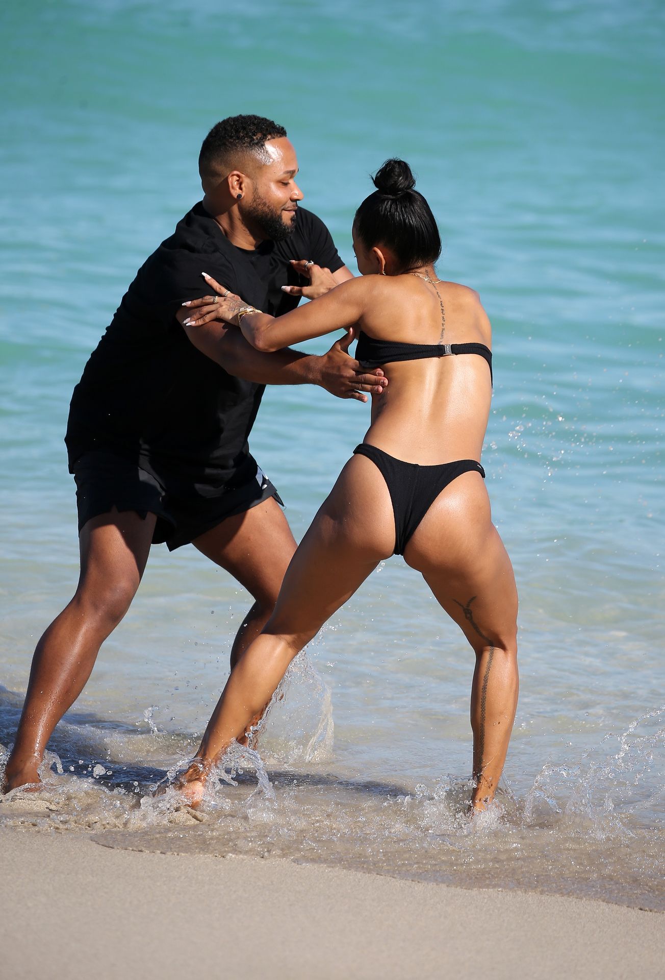 Beach Babes Chantel Jeffries & Karrueche Tran Steam Up Miami Beach 0064