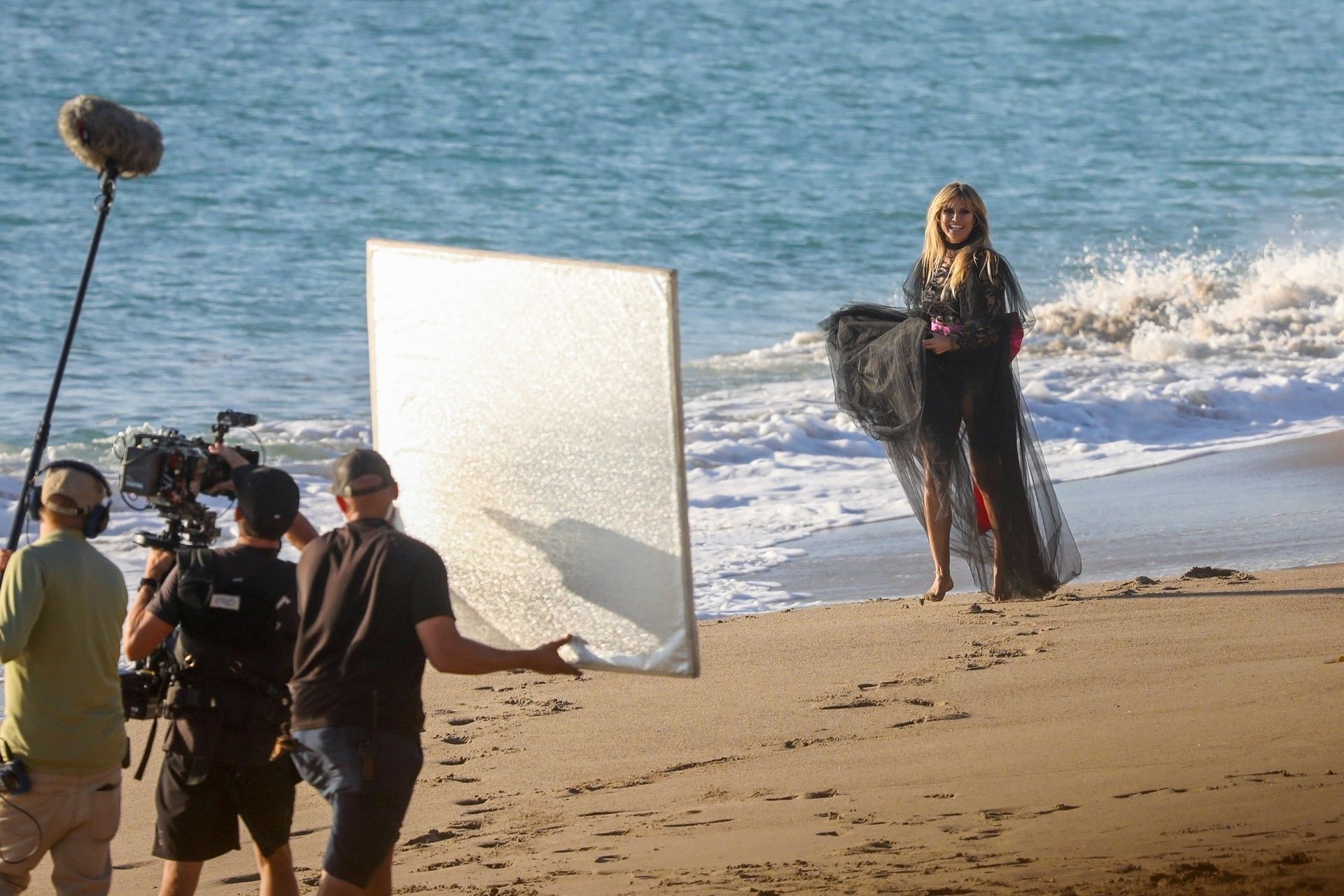 Heidi Klum Poses In A Thong Bikini 0107