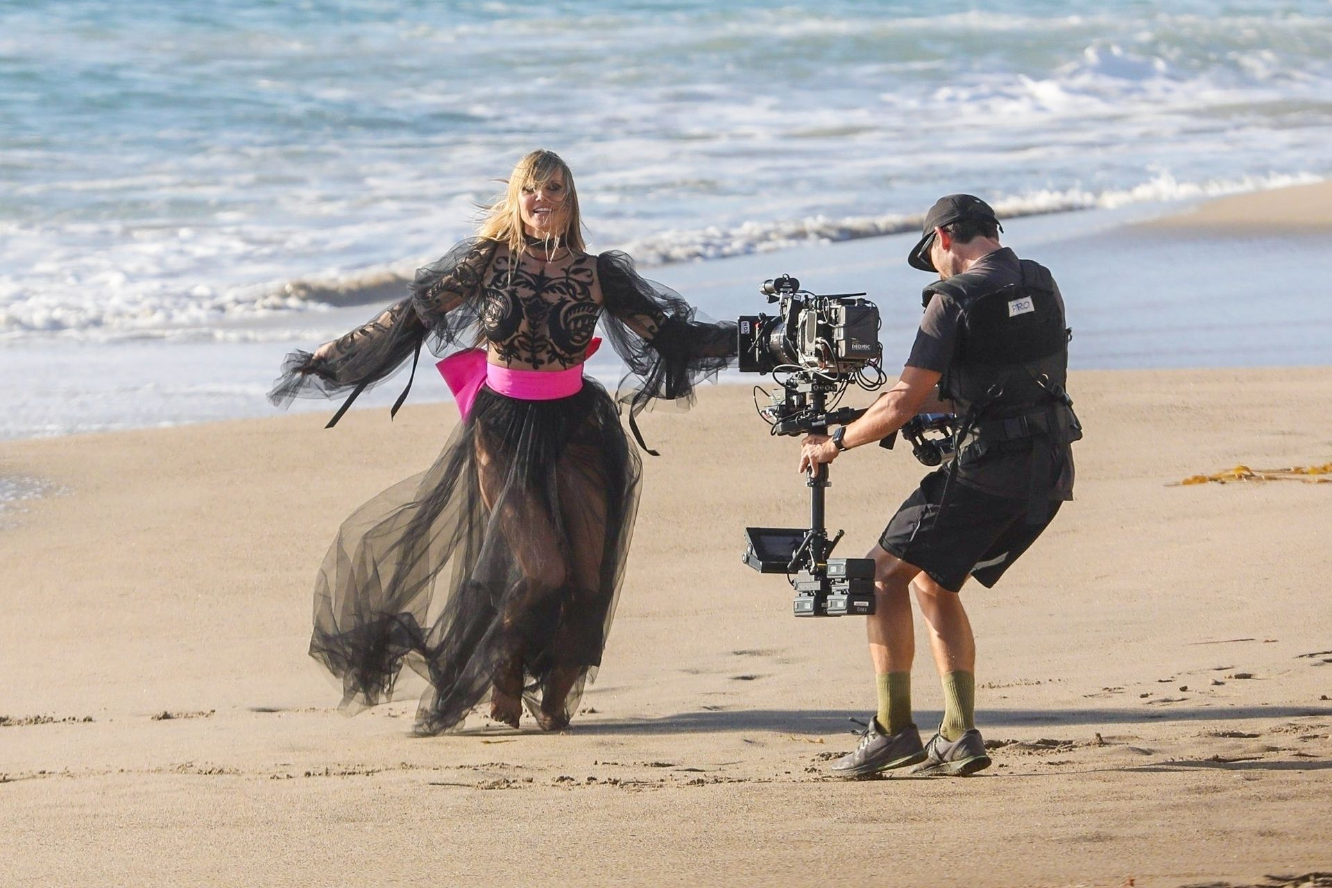 Heidi Klum Poses In A Thong Bikini 0113