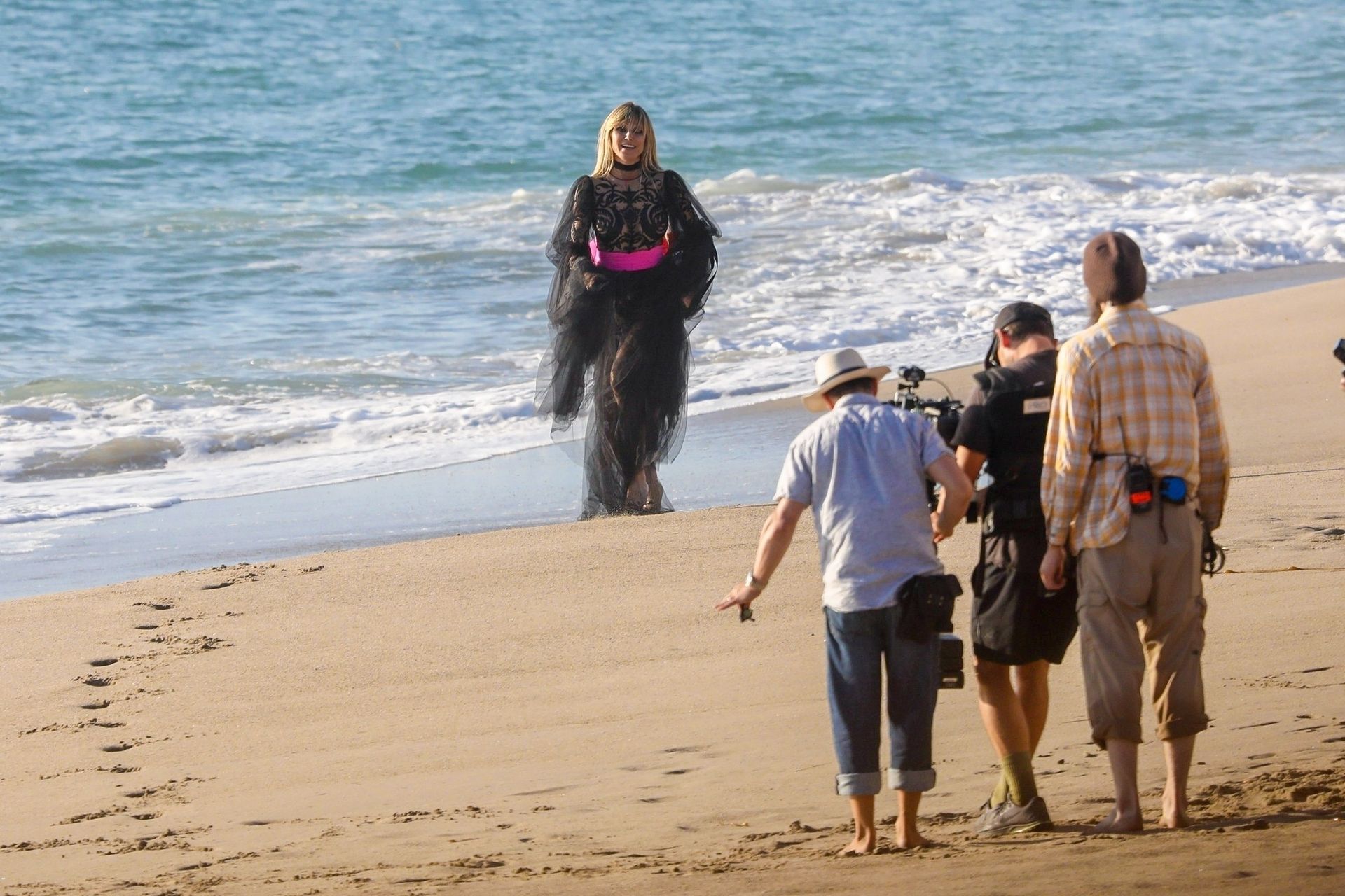 Heidi Klum Poses In A Thong Bikini 0116