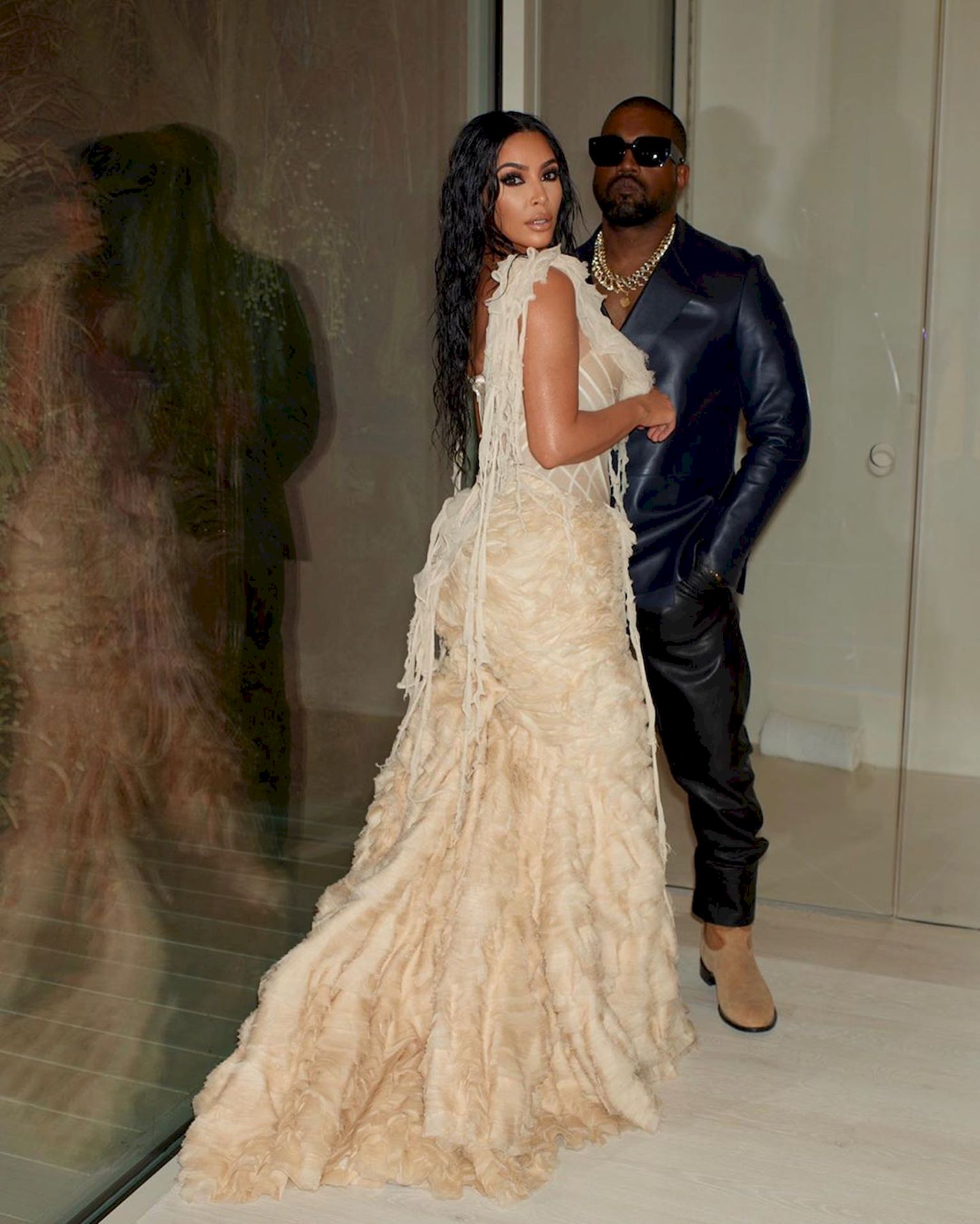 Kim Kardashian Looks Hot In A See Through Dress At The 2020 Vanity Fair Oscar Party 0015
