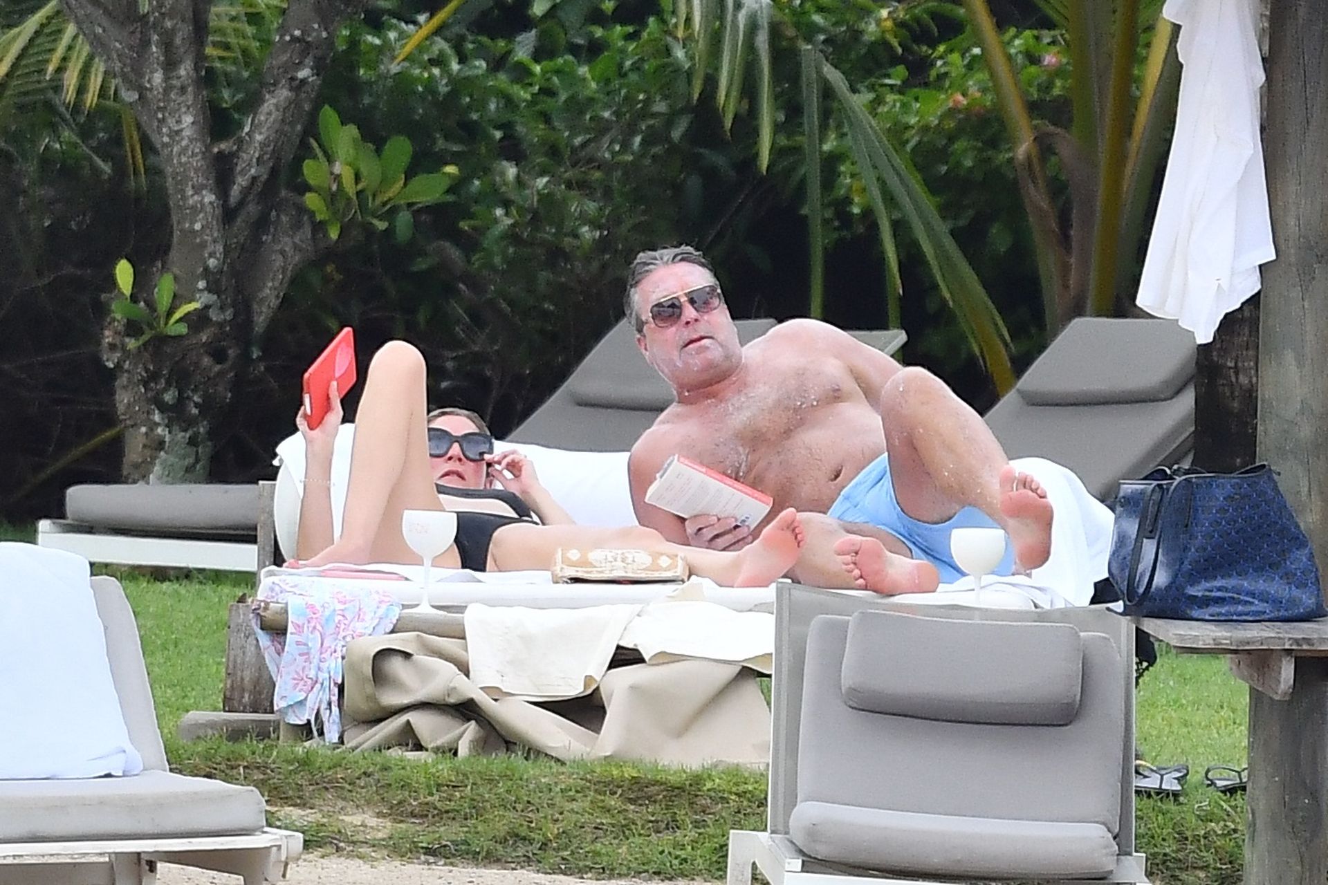 Lisa Faulkner & John Torode Seen Enjoying Their Honeymoon In Mauritius 0014