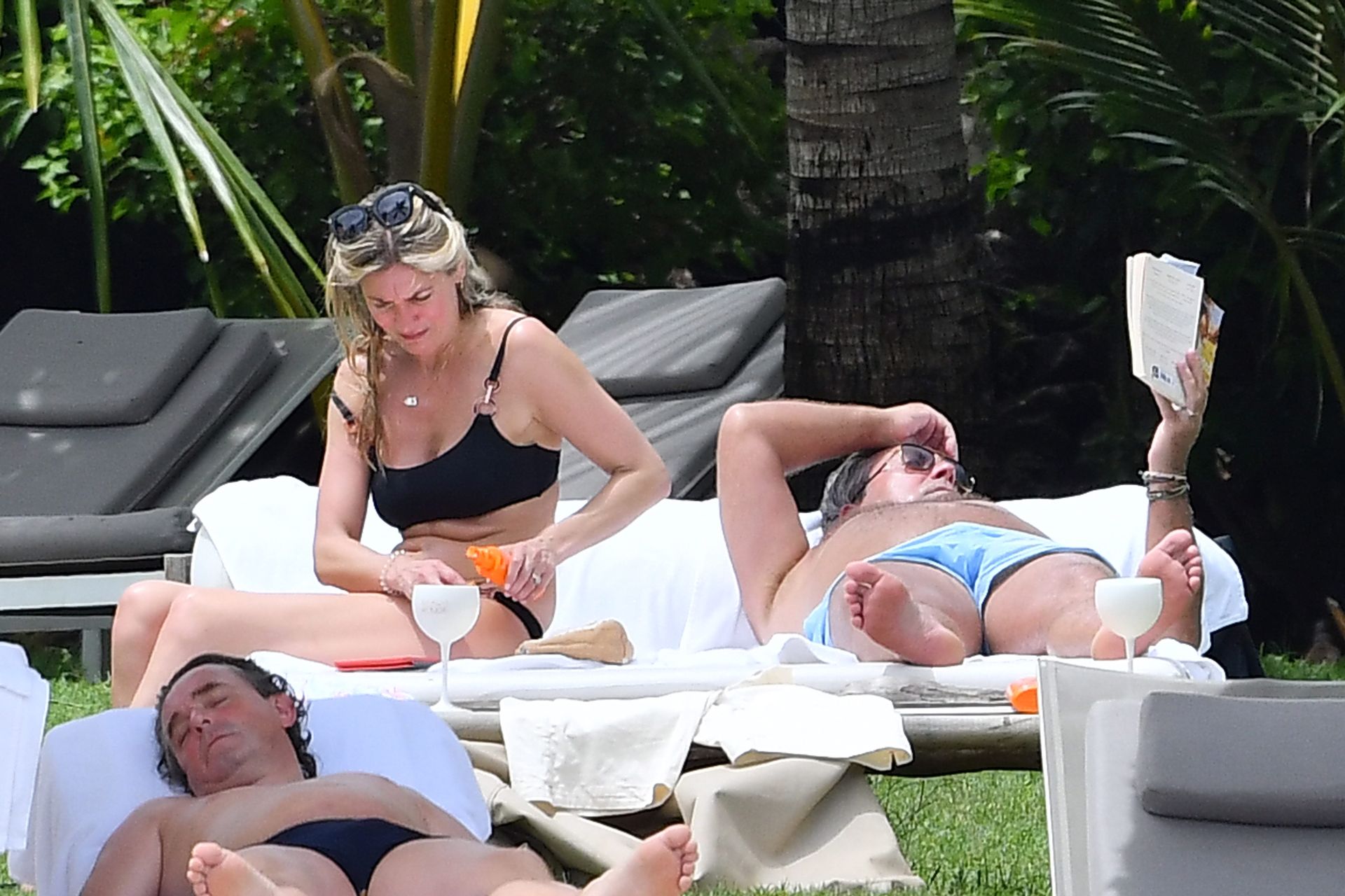 Lisa Faulkner & John Torode Seen Enjoying Their Honeymoon In Mauritius 0018