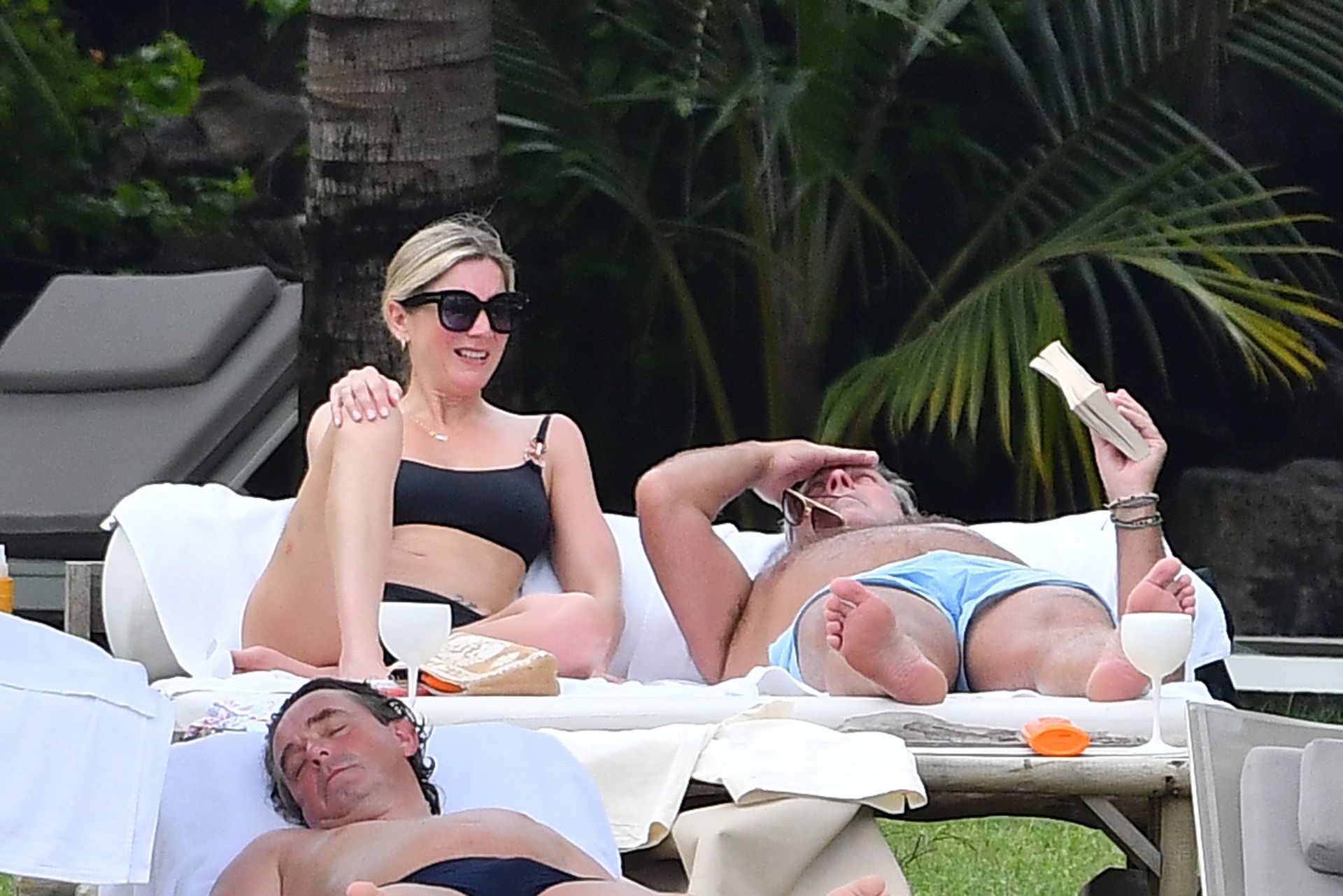 Lisa Faulkner & John Torode Seen Enjoying Their Honeymoon In Mauritius 0025