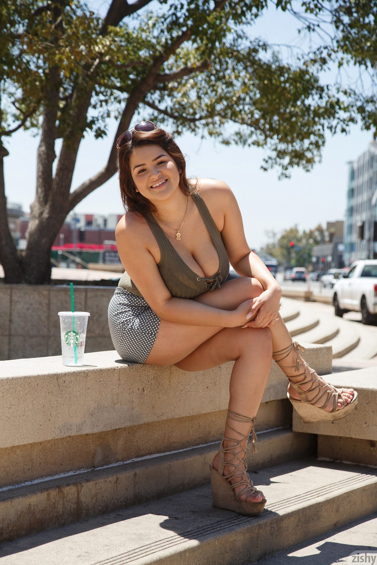 Mercedes Llano Dreams Big Zishy (22)