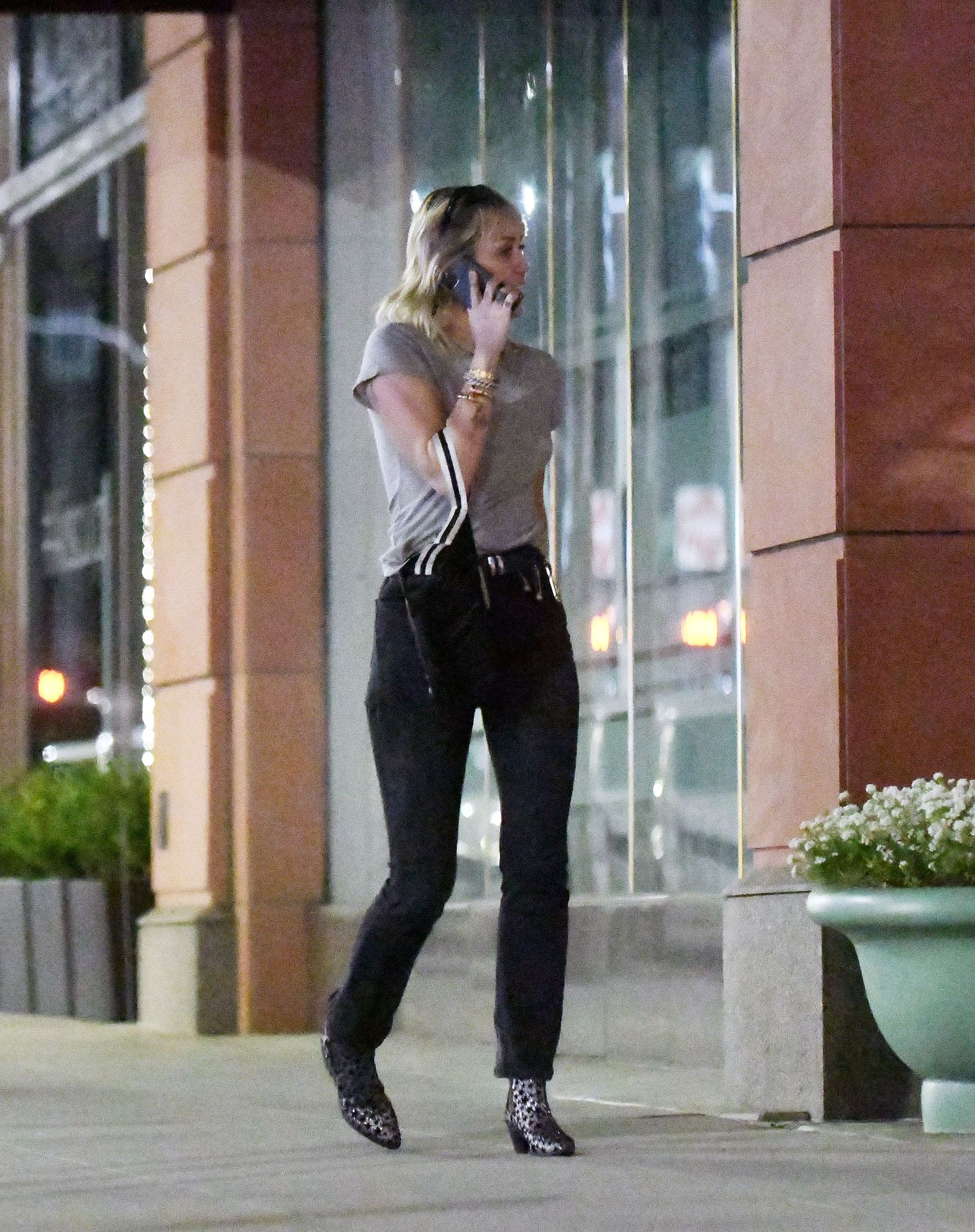 Miley Cyrus Steps Out Solo In Los Angeles After Finalizing Her Divorce 0019