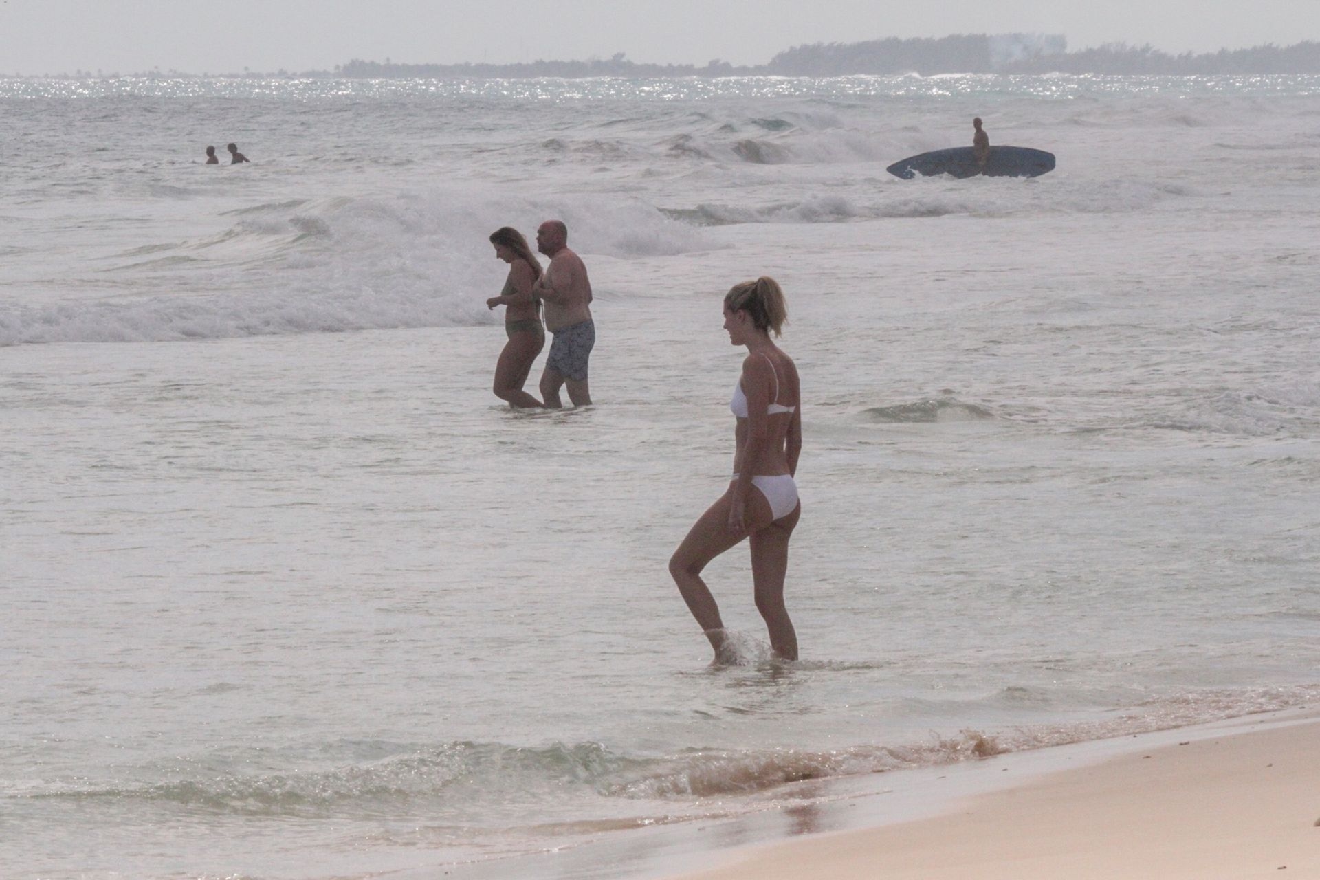 Newlyweds Hannah Cooper And Joel Dommett Enjoy A Romantic Getaway In Tulum 0049