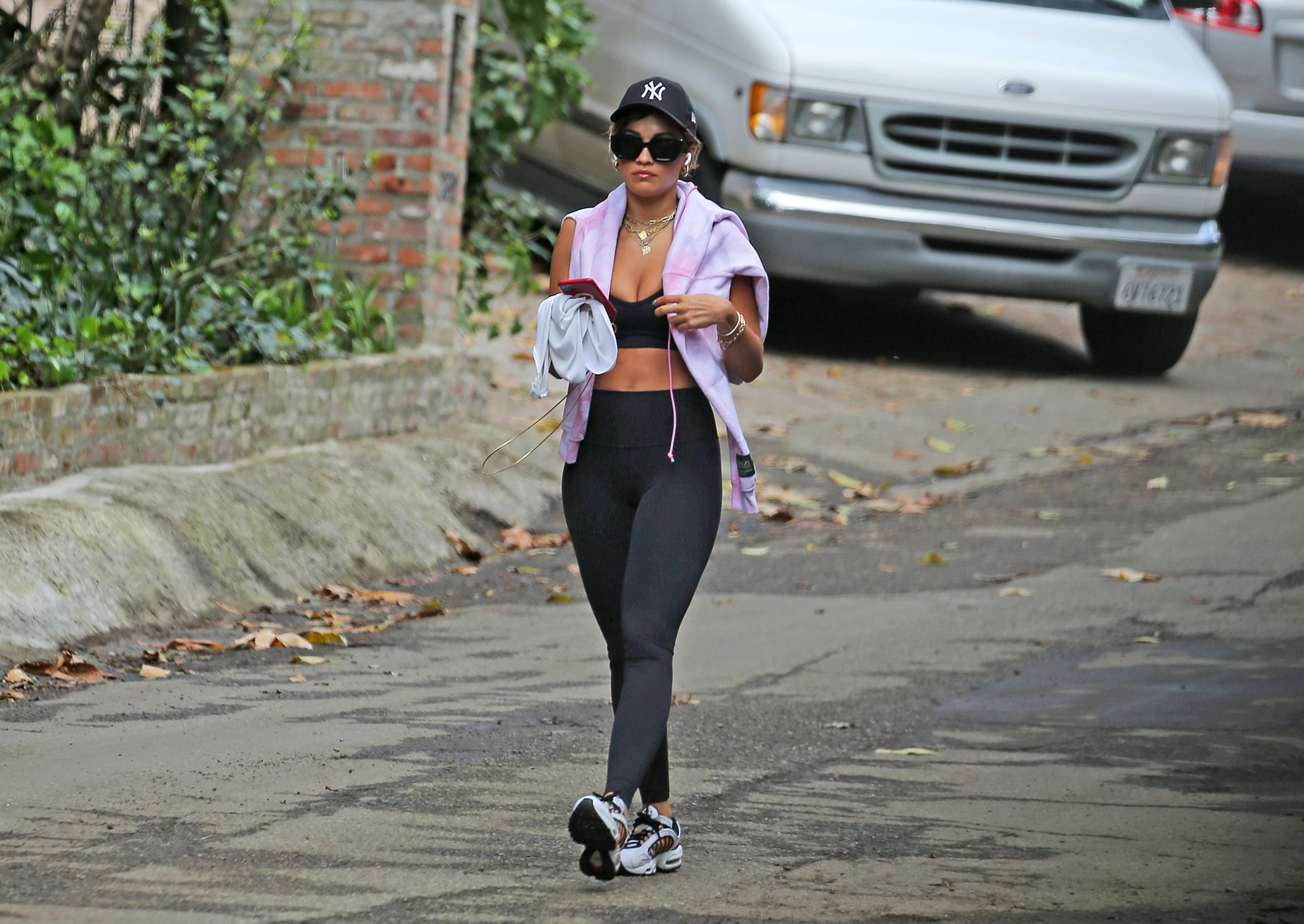 Rita Ora Flaunts Her Incredible Figure On A Hike In Los Angeles 0008