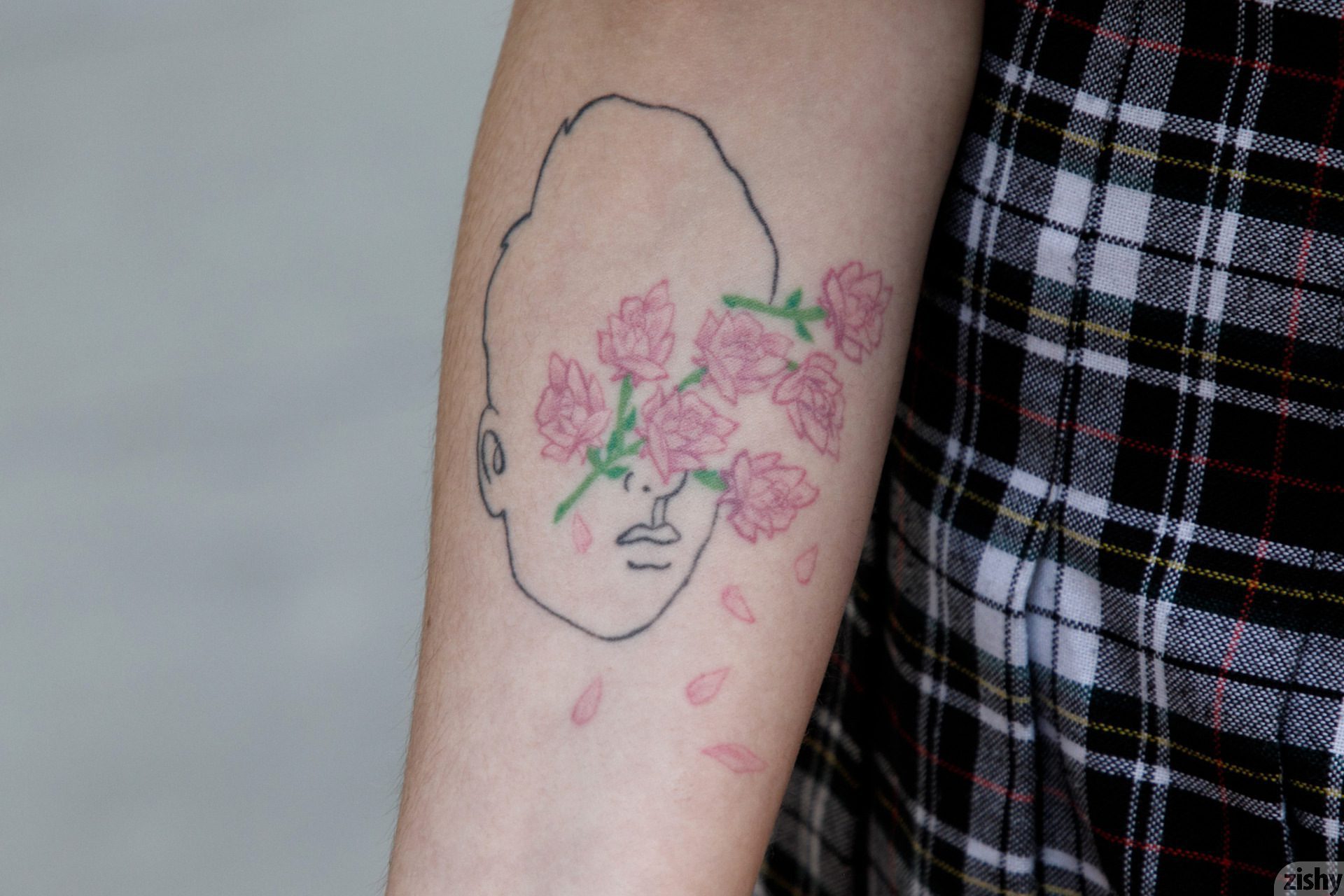 Three Girls One Schlub Zishy (24)