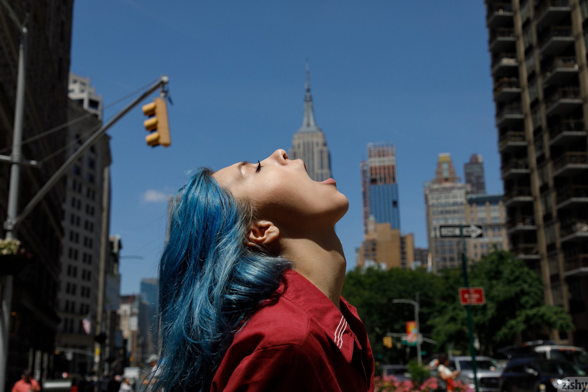 Three Girls One Schlub Zishy (46)