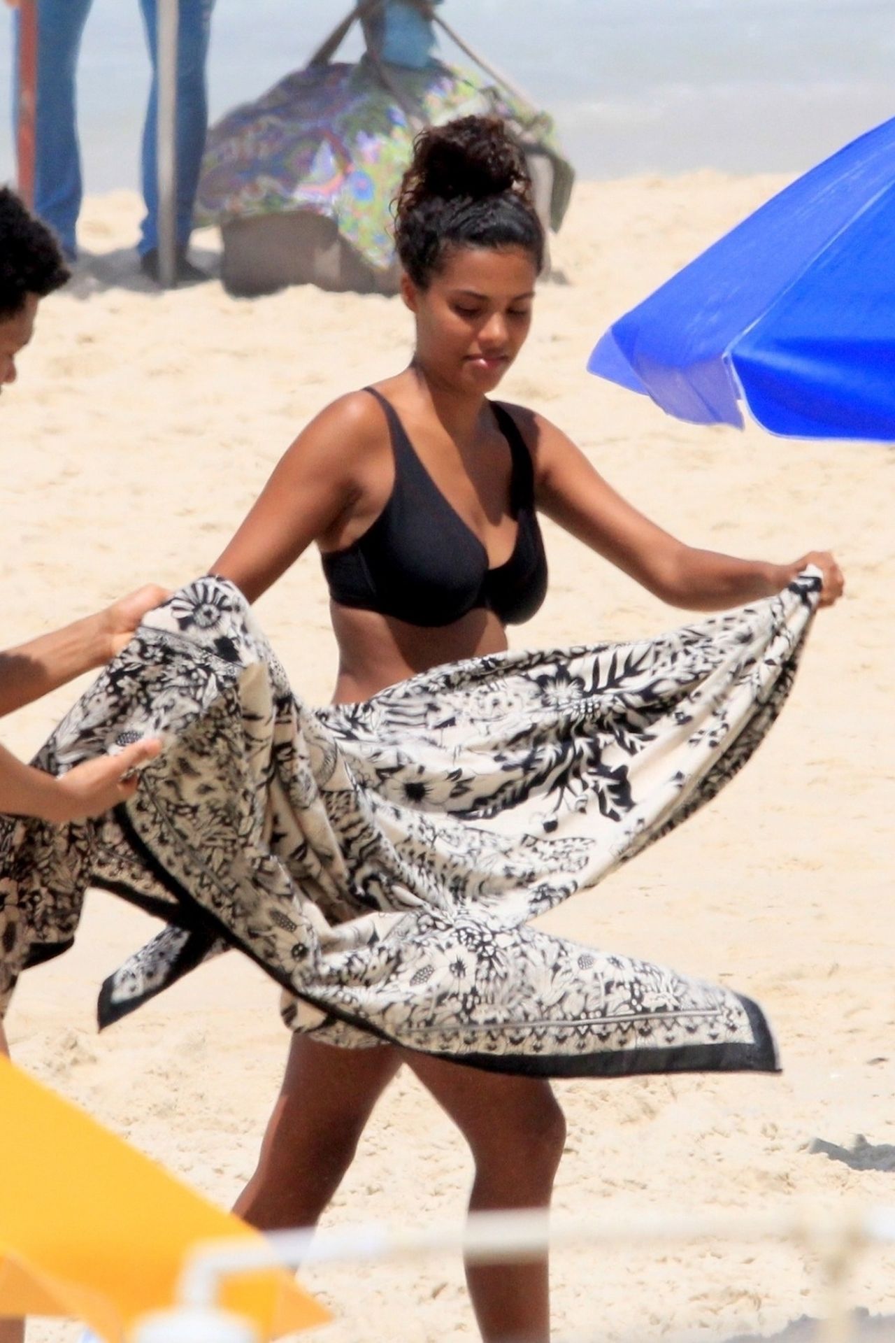 Tina Kunakey Enjoys The Rio Sunshine In A Sexy Black Bikini 0002