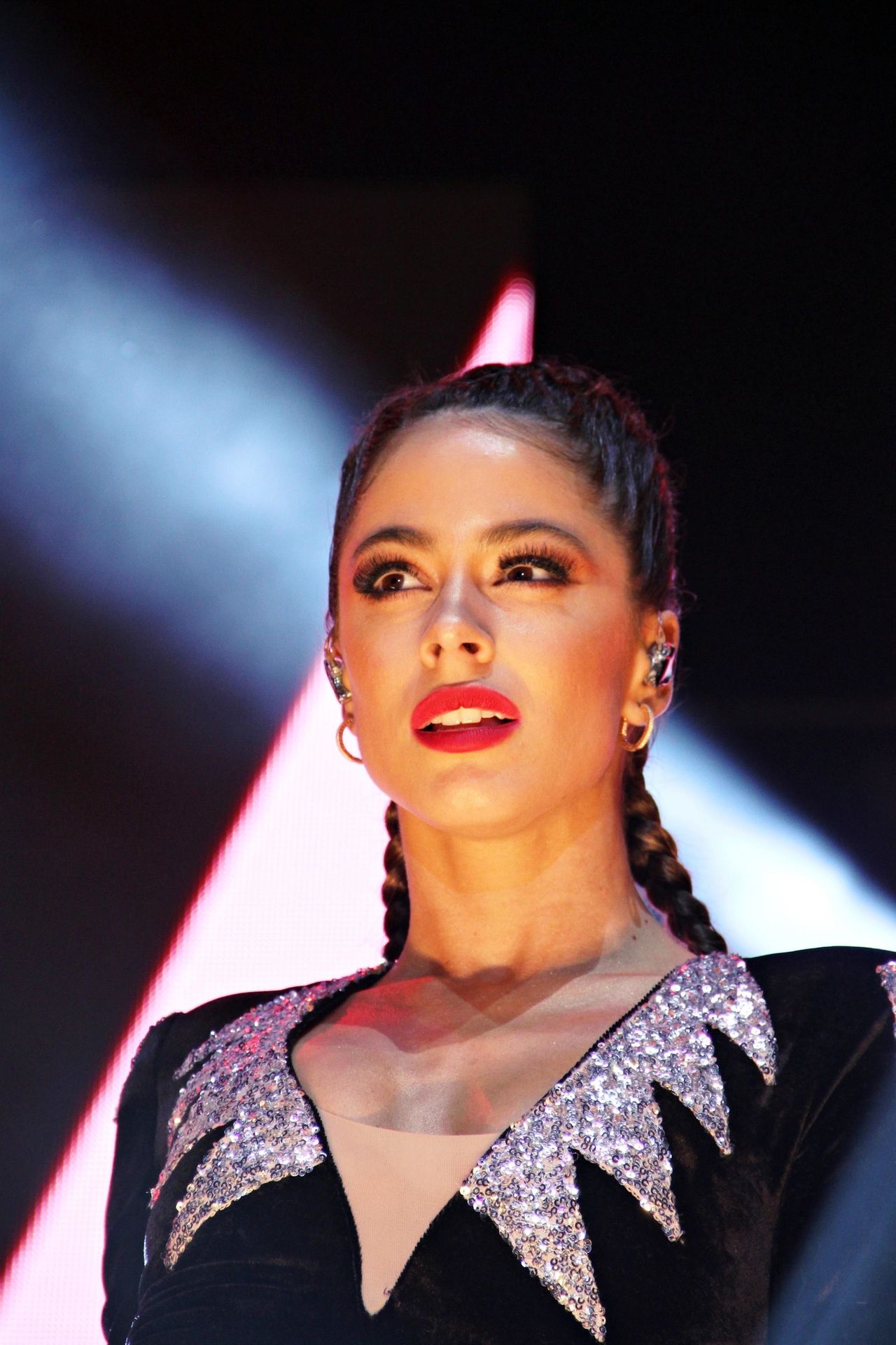 Tini Stoessel’s Sexy Performance0007