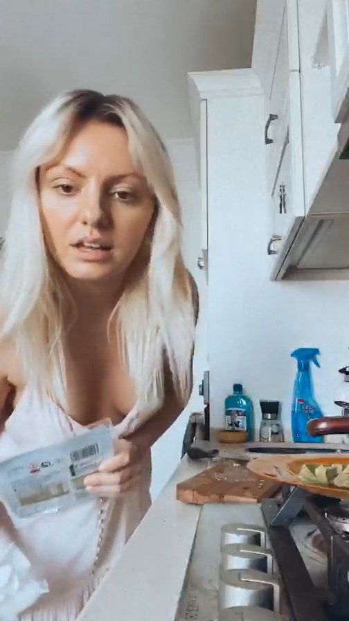 Alexandra Stan Braless 0016